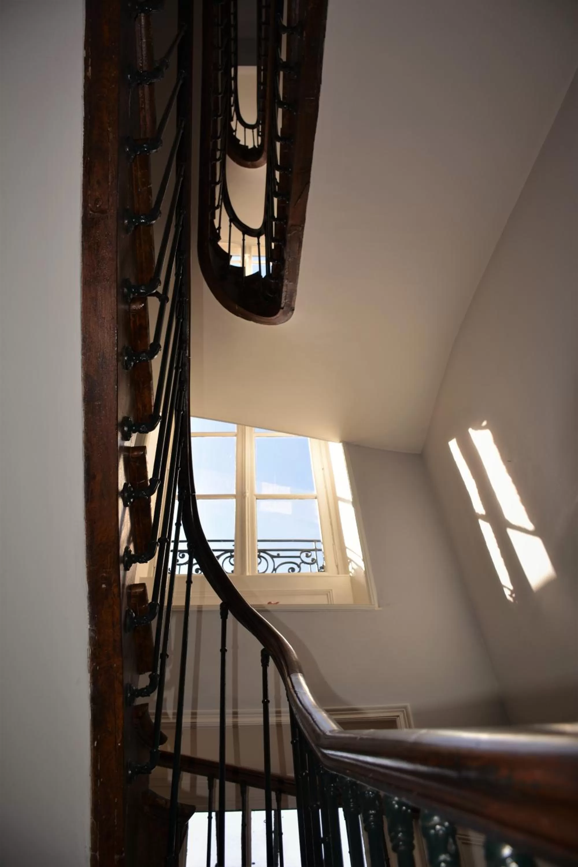 Property building in Le Jardin des Lys