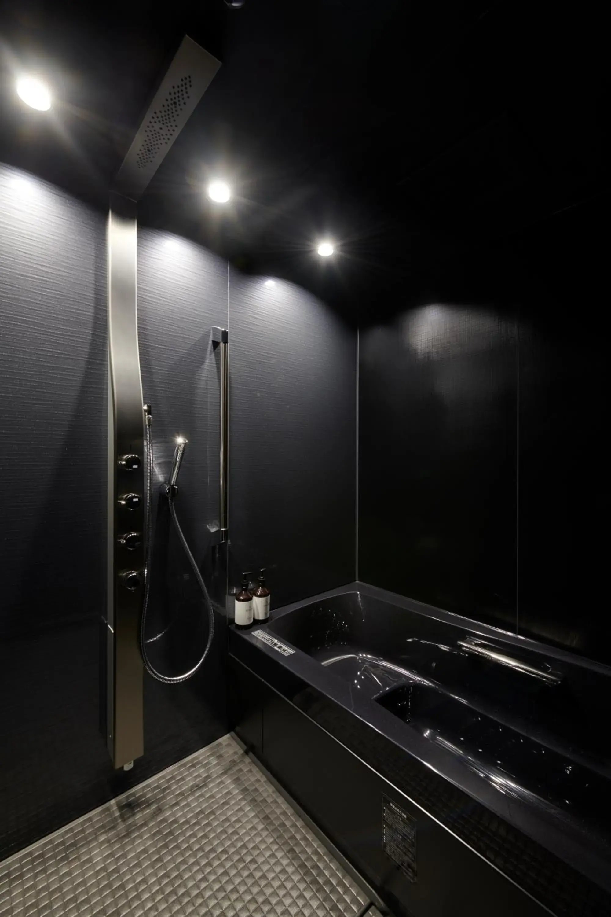 Bathroom in Randor Residential Hotel Kyoto Suites