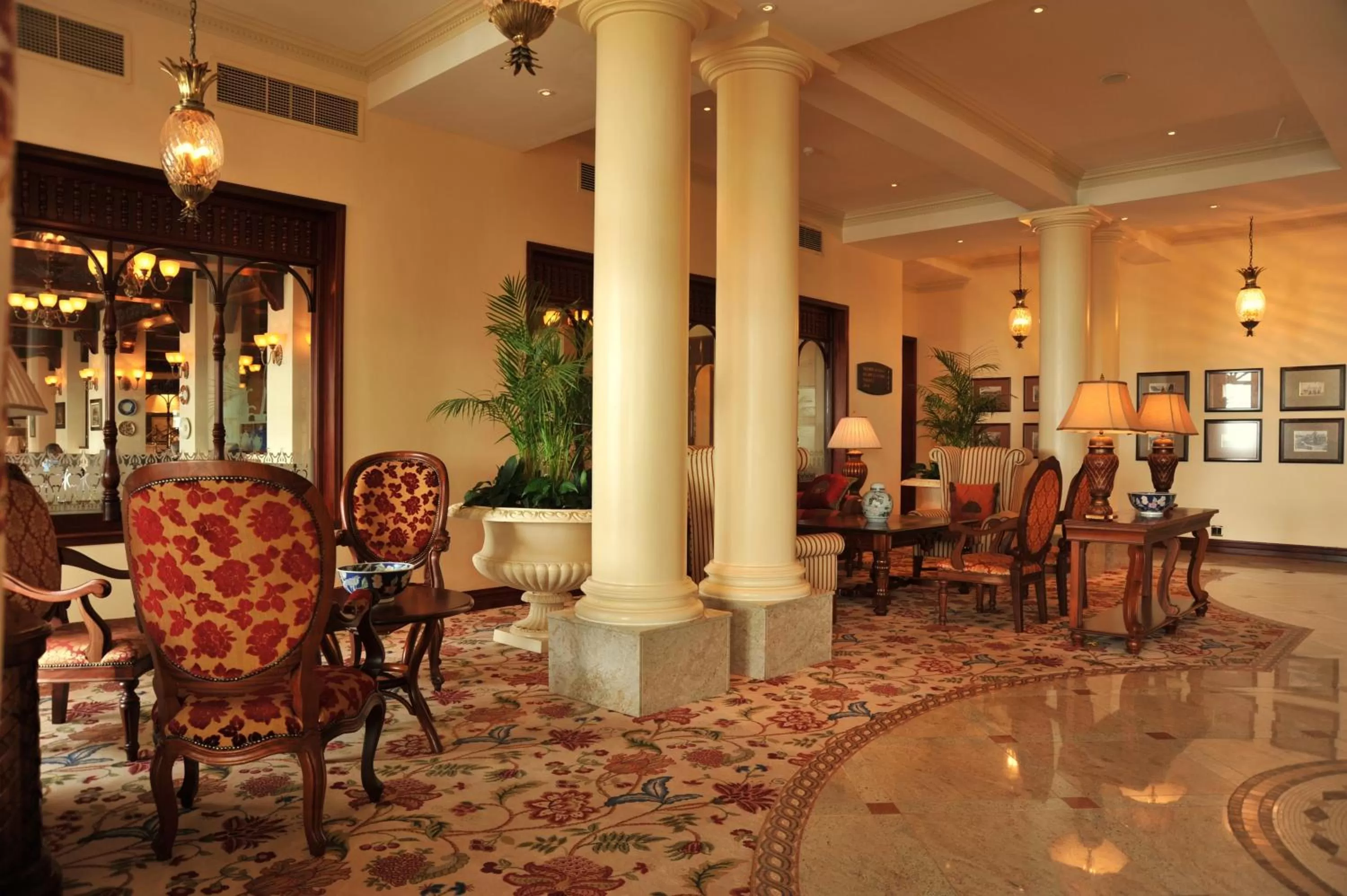 Lobby or reception in Polana Serena Hotel