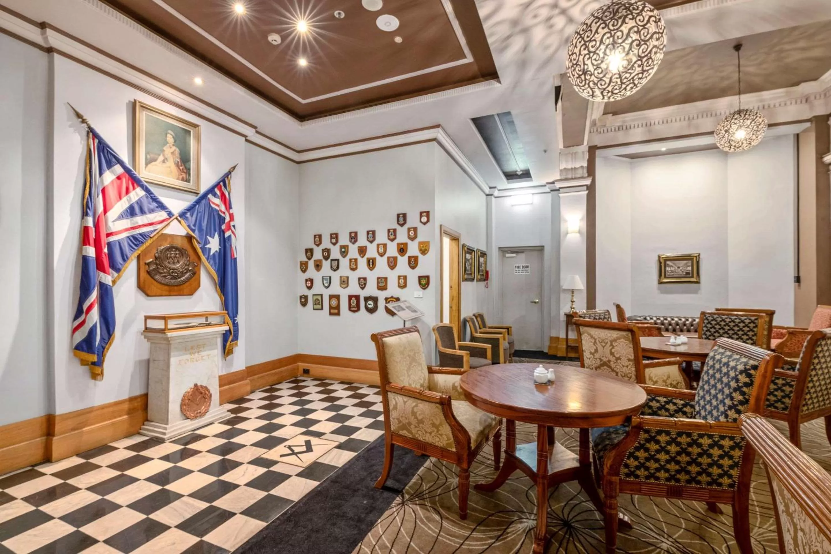 Lounge or bar in Castlereagh Boutique Hotel, an Ascend Collection Hotel