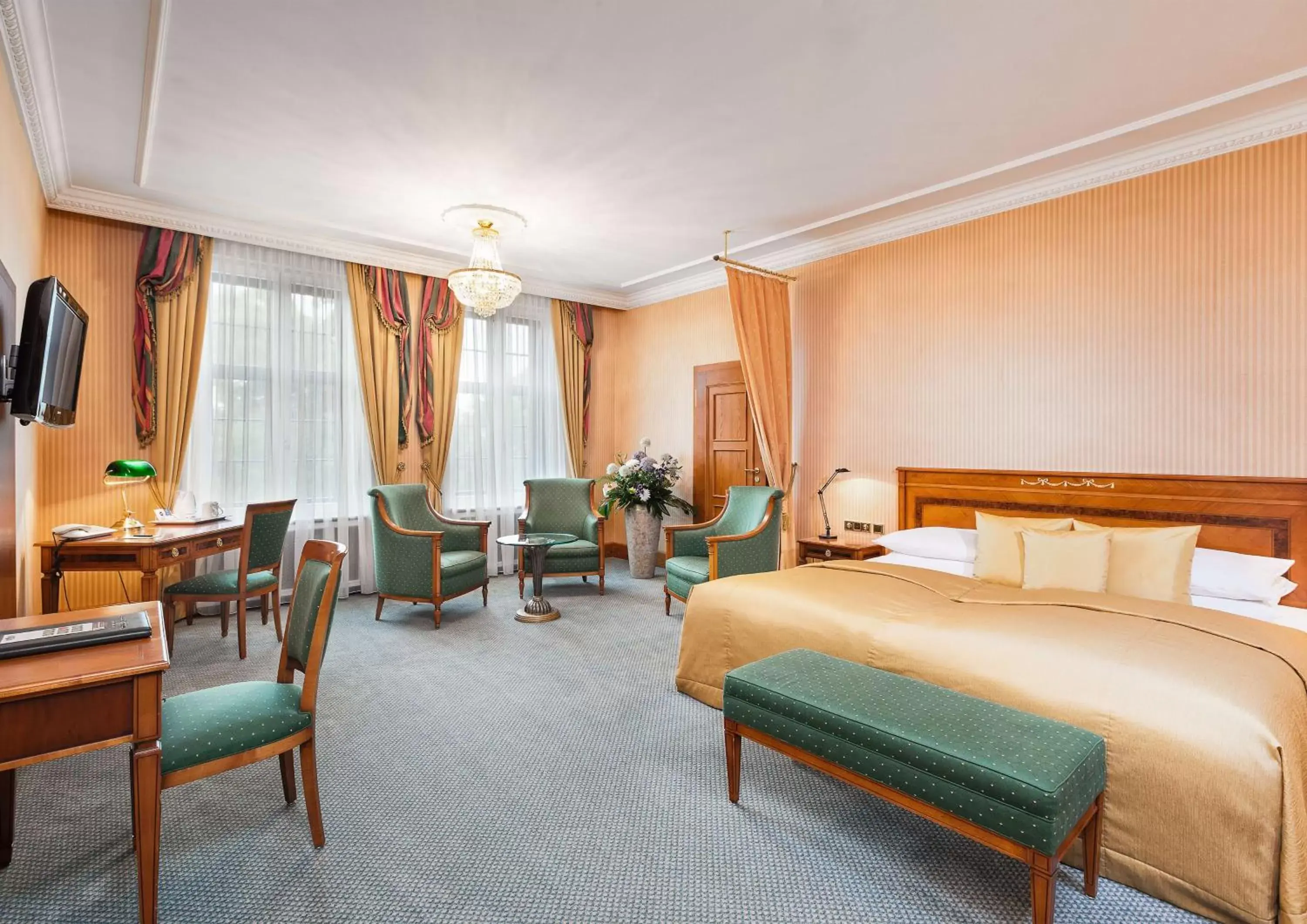 Photo of the whole room in Best Western Premier Grand Hotel Russischer Hof