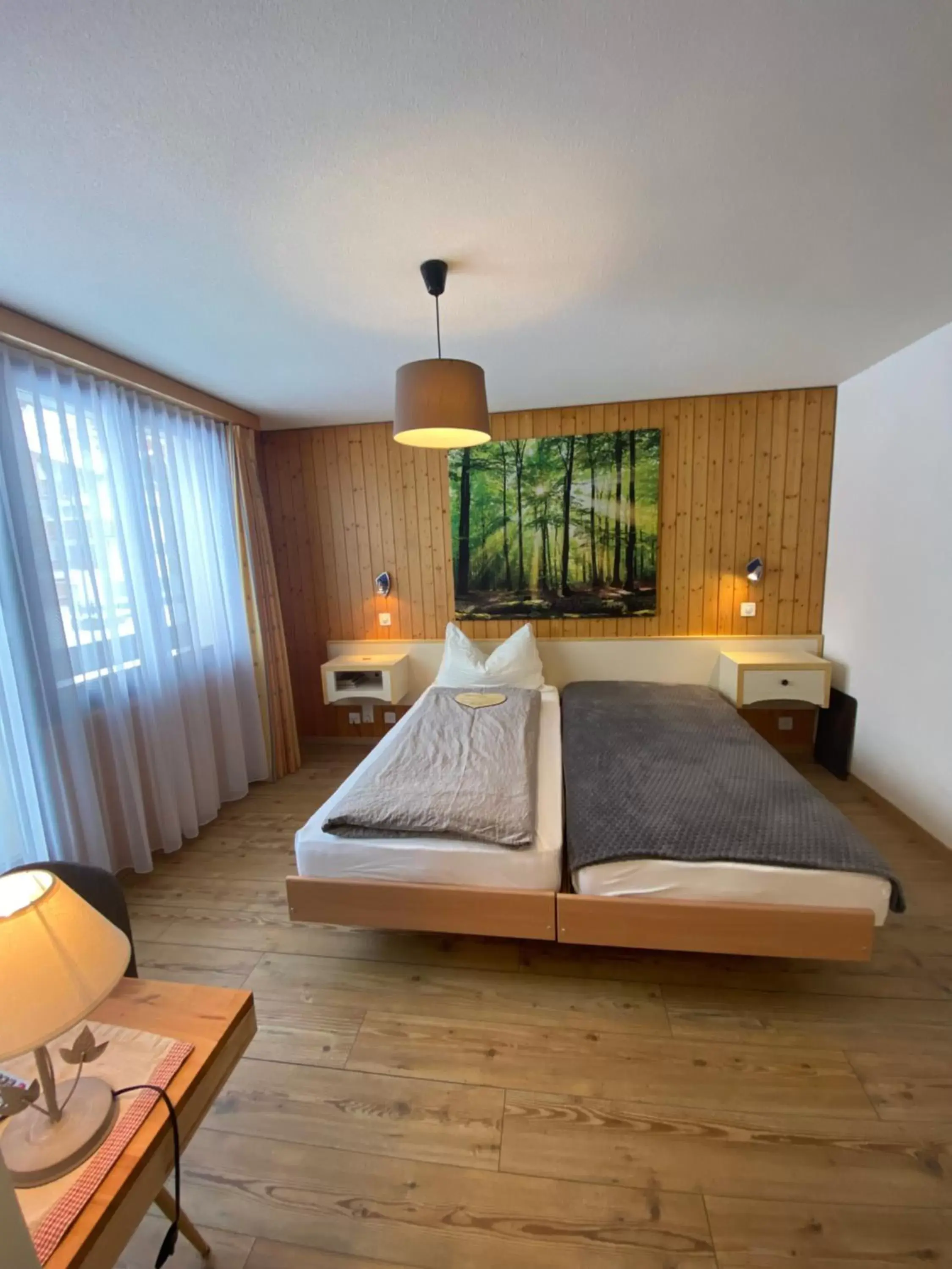 Photo of the whole room, Bed in Hotel Garni Jägerhof