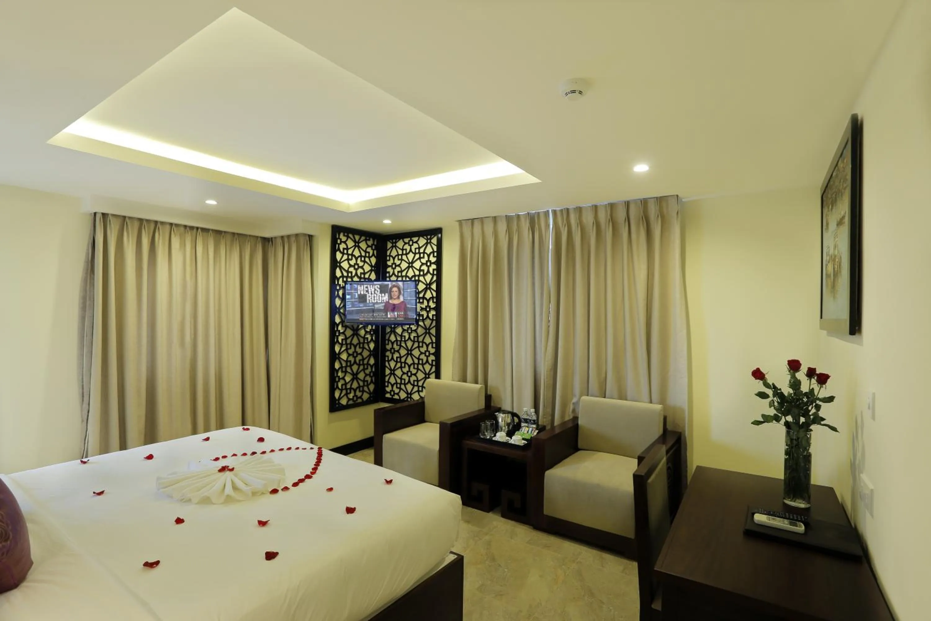 TV and multimedia, Bed in River Suites Hoi An