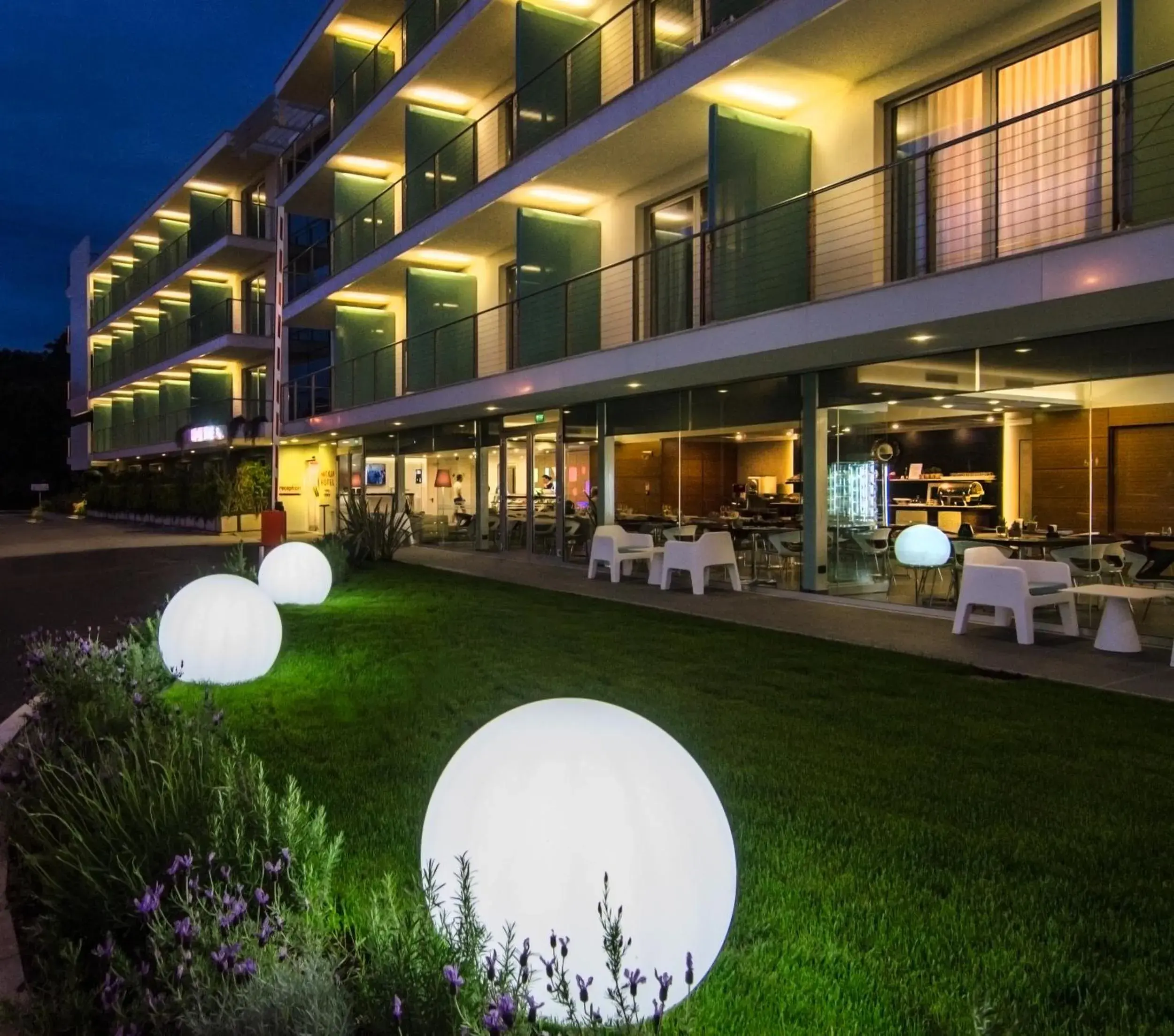 Night, Property Building in Hotel Viareggio