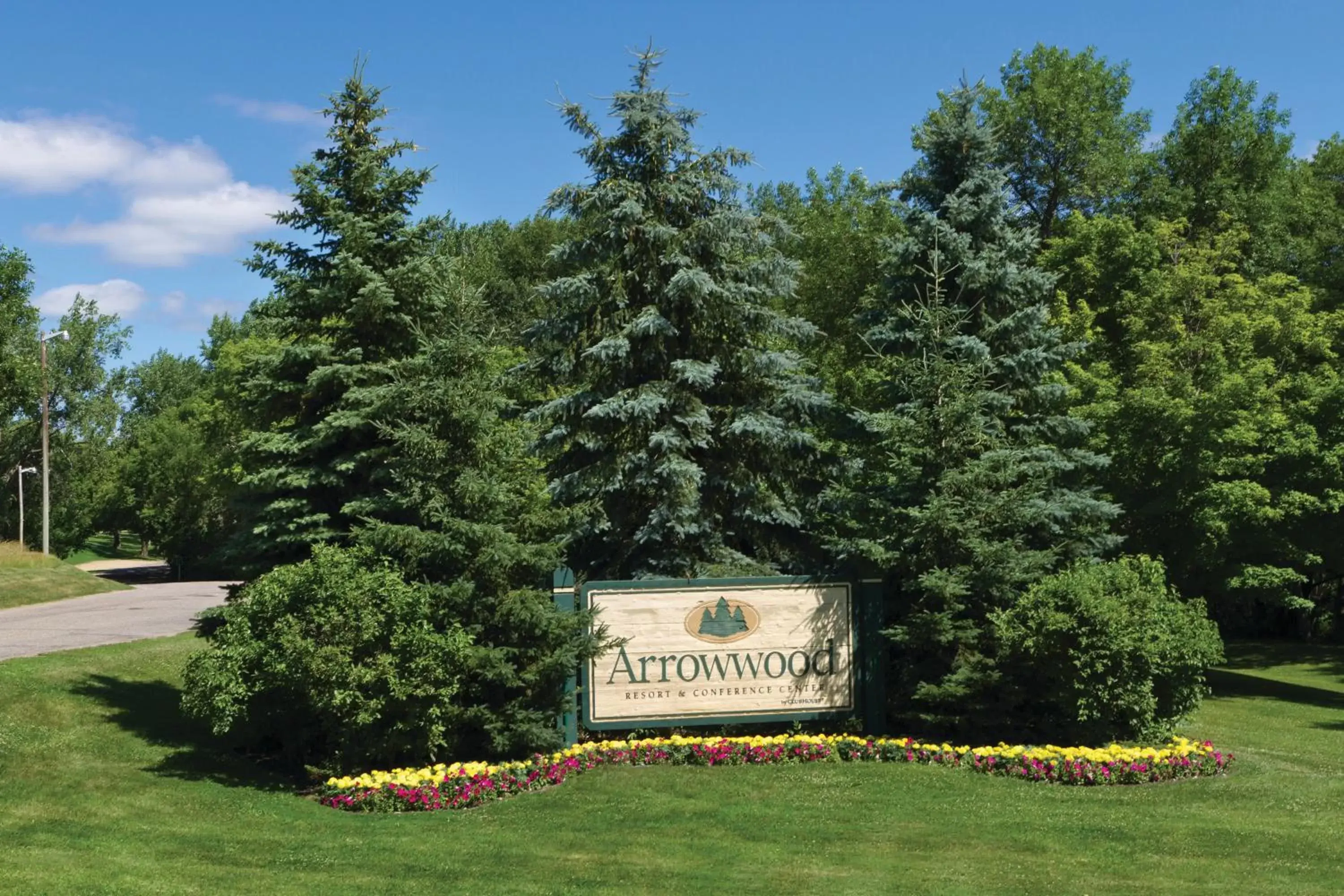 Property building in Arrowwood Resort Hotel and Conference Center - Alexandria
