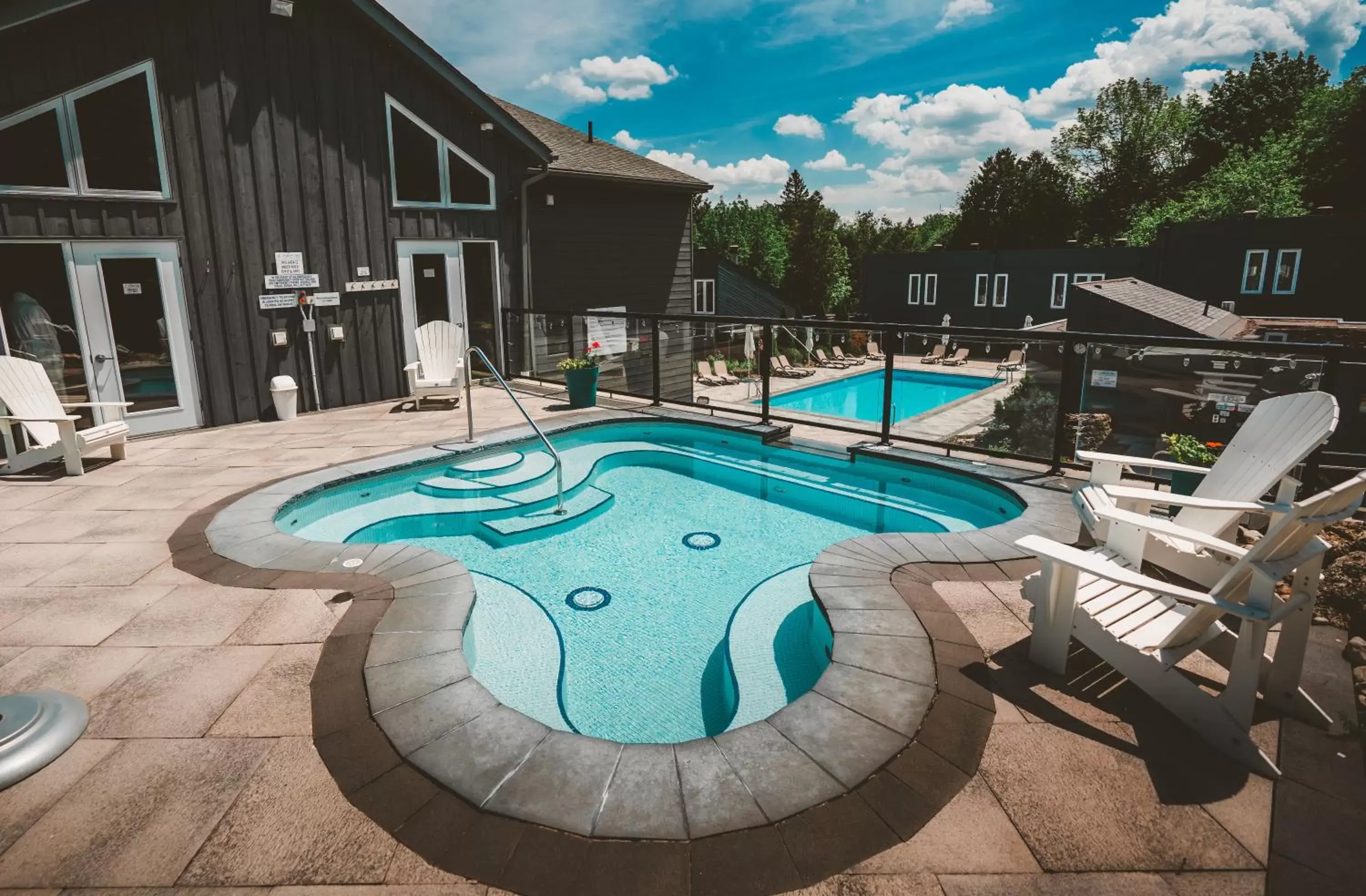 Swimming Pool in Millcroft Inn & Spa