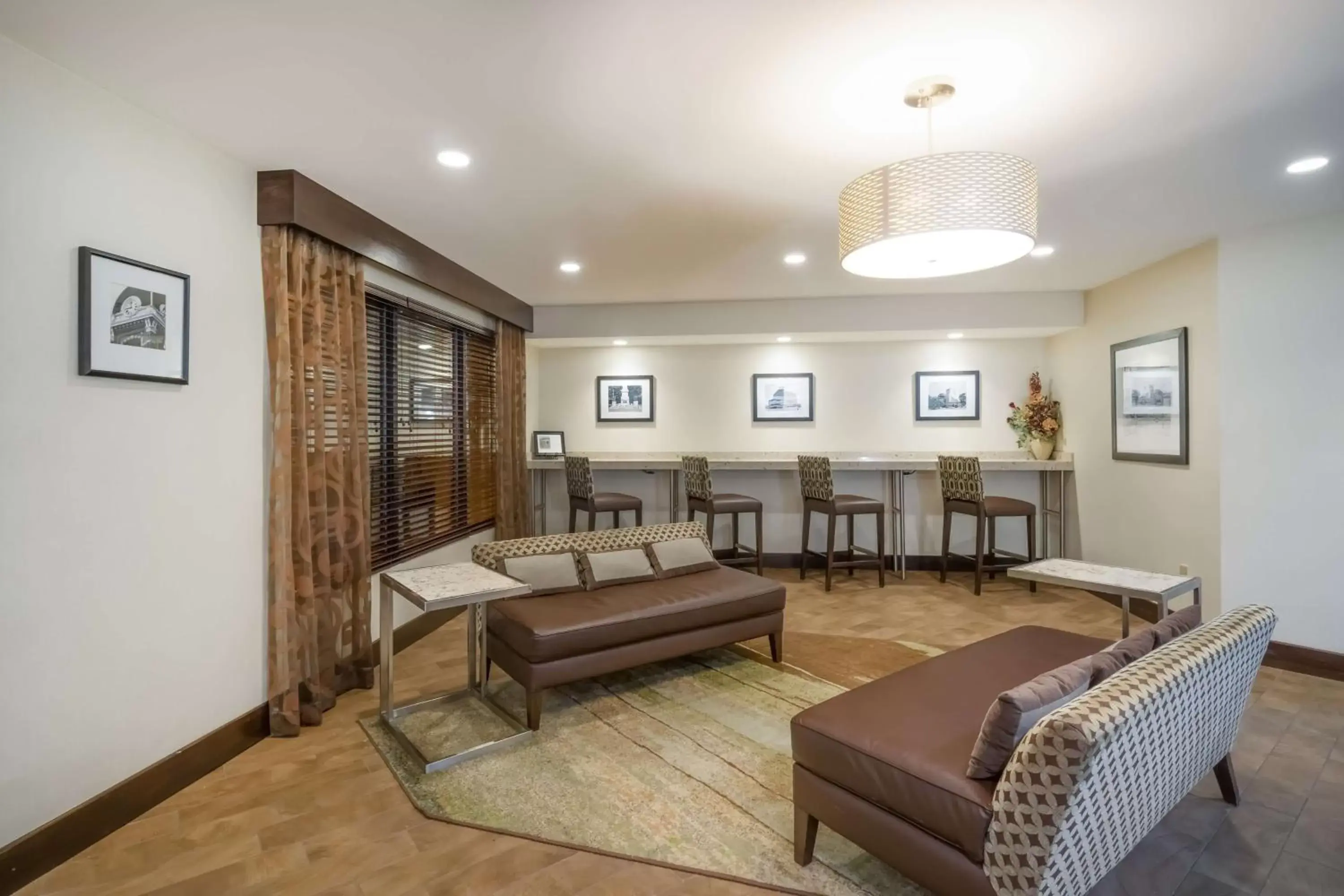 Lobby or reception, Seating Area in Hampton Inn Terre Haute