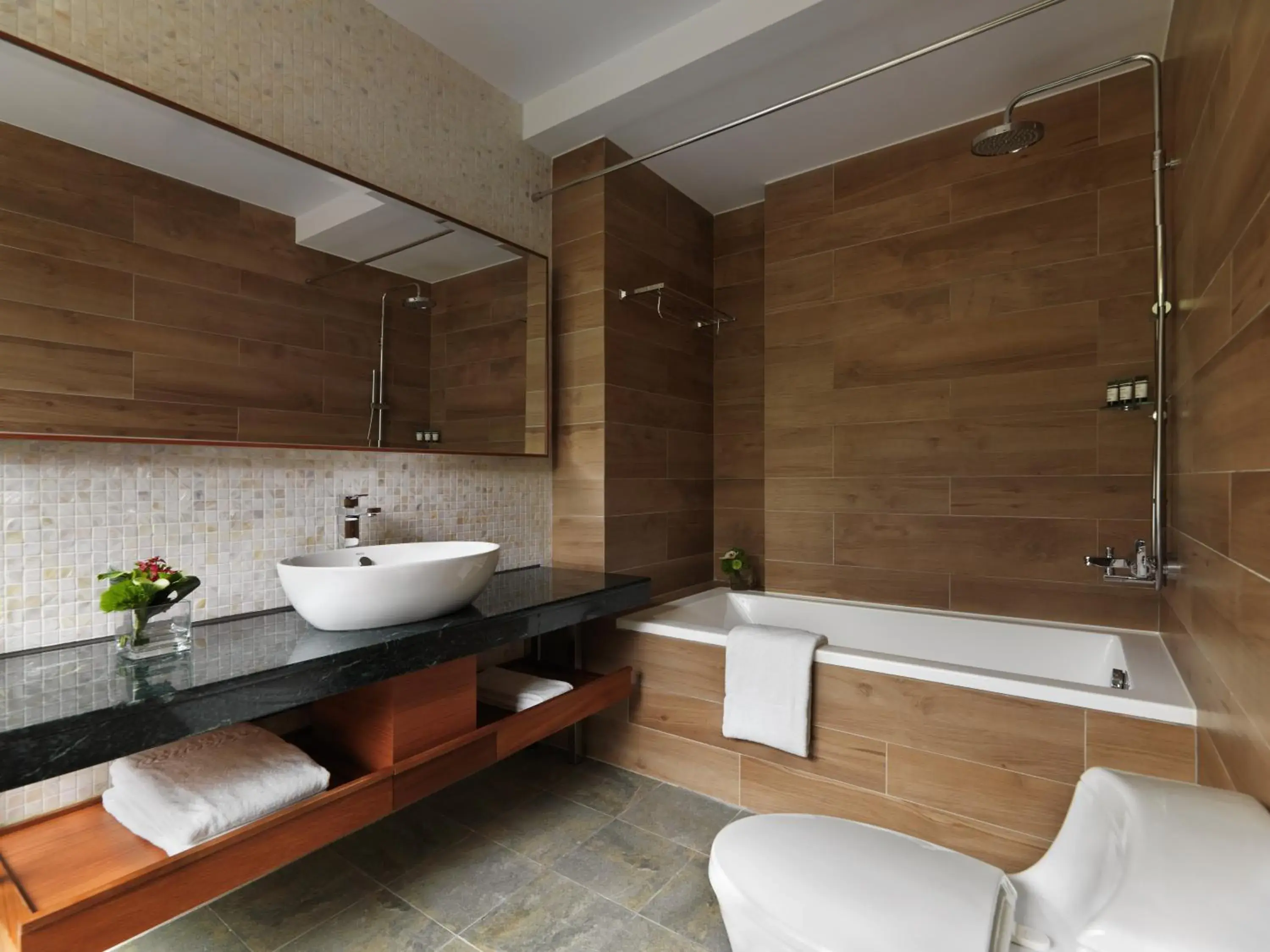 Bedroom, Bathroom in Yusense Hotel