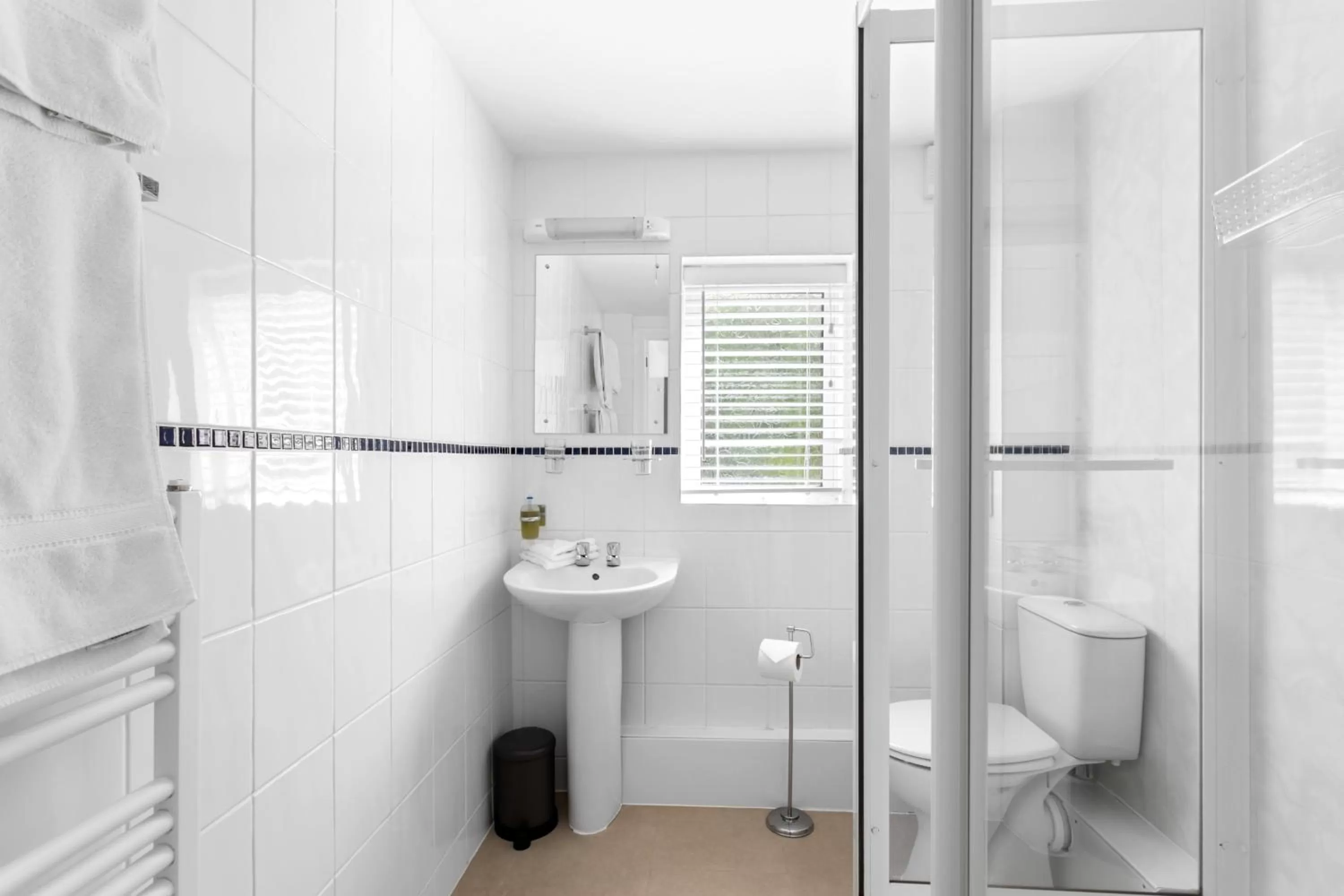 Shower, Bathroom in Stover Lodge