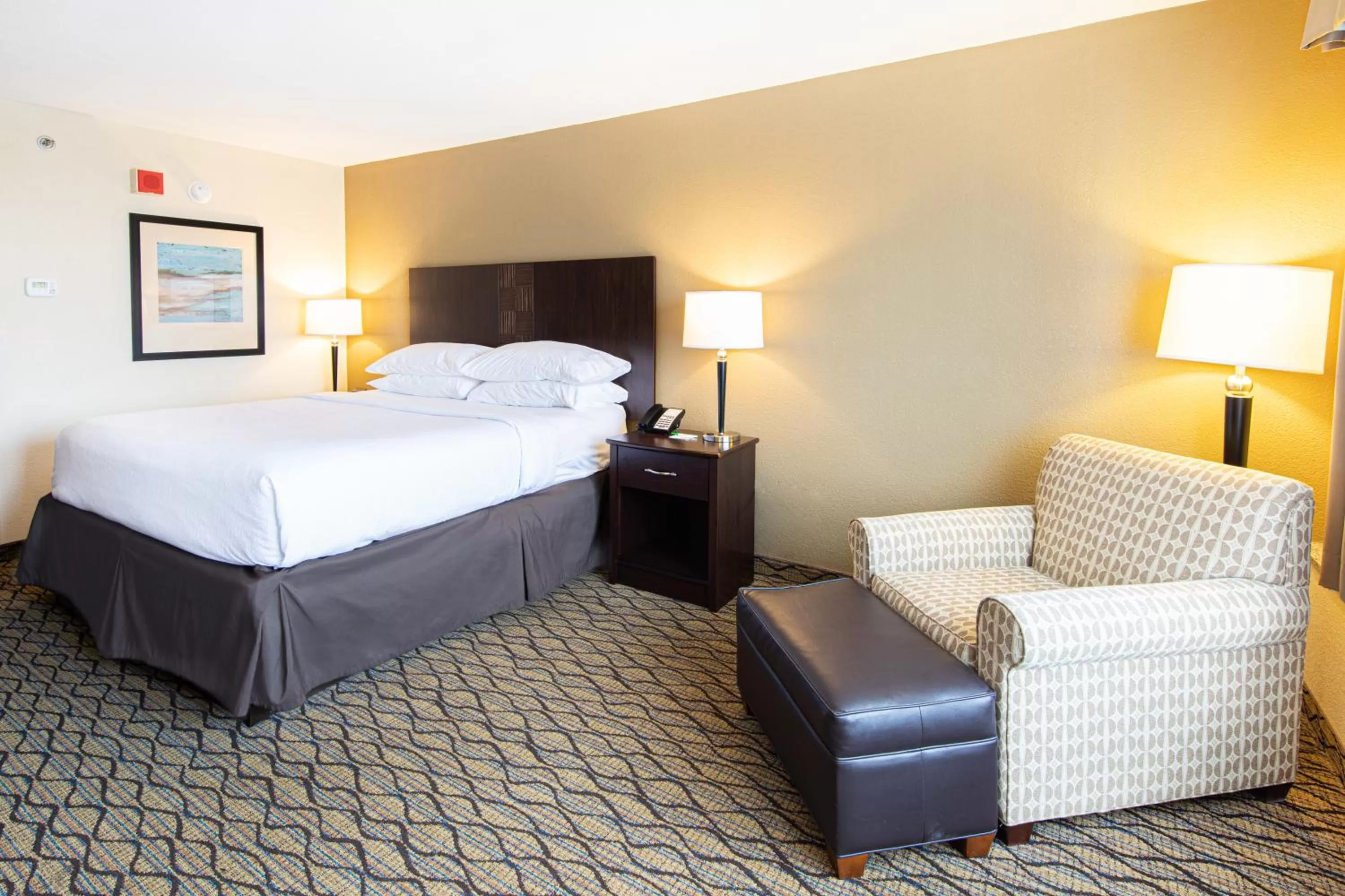 Bedroom, Bed in Holiday Inn St. Louis Airport West Earth City by IHG