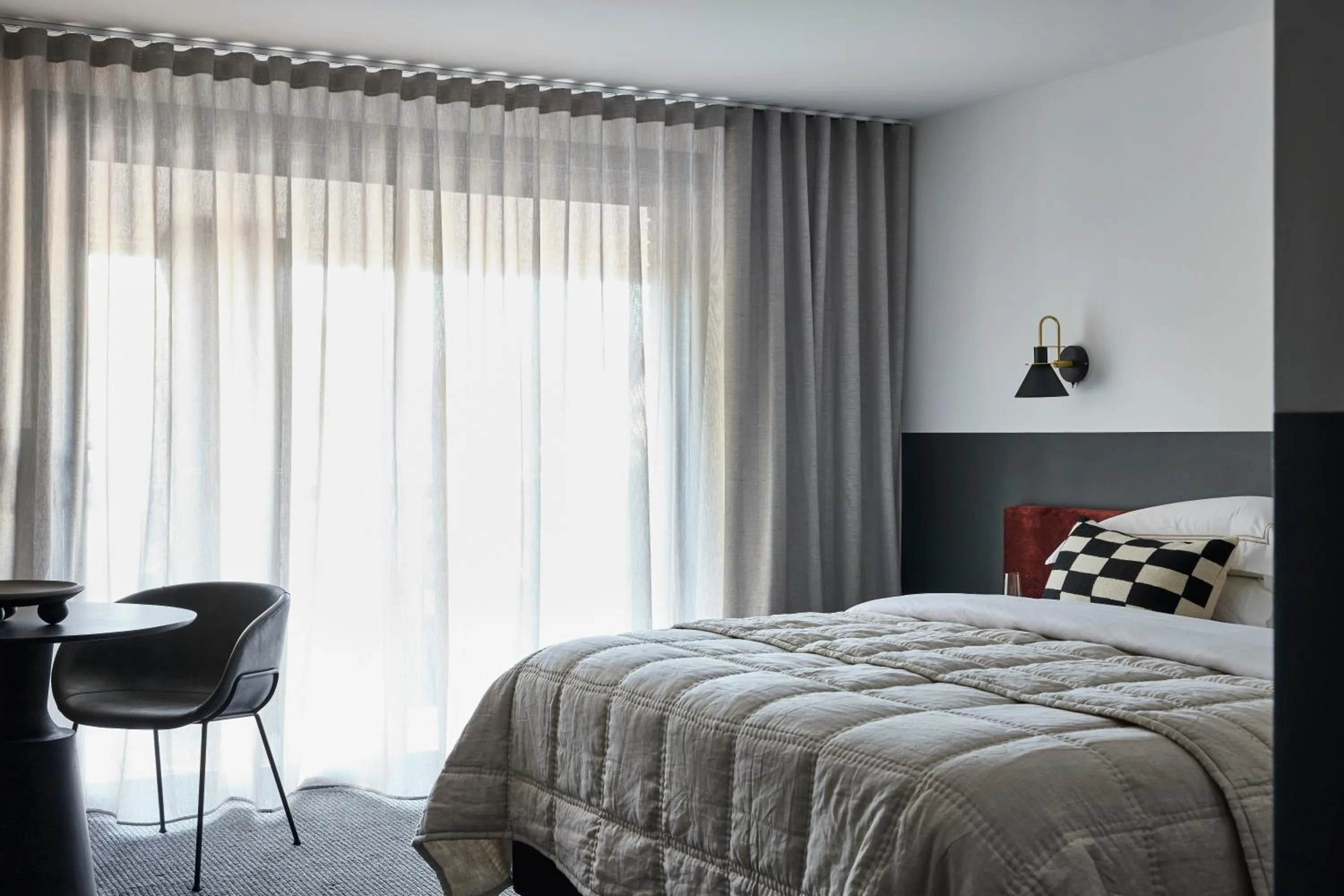 Bed in Central Caleula Motor Lodge