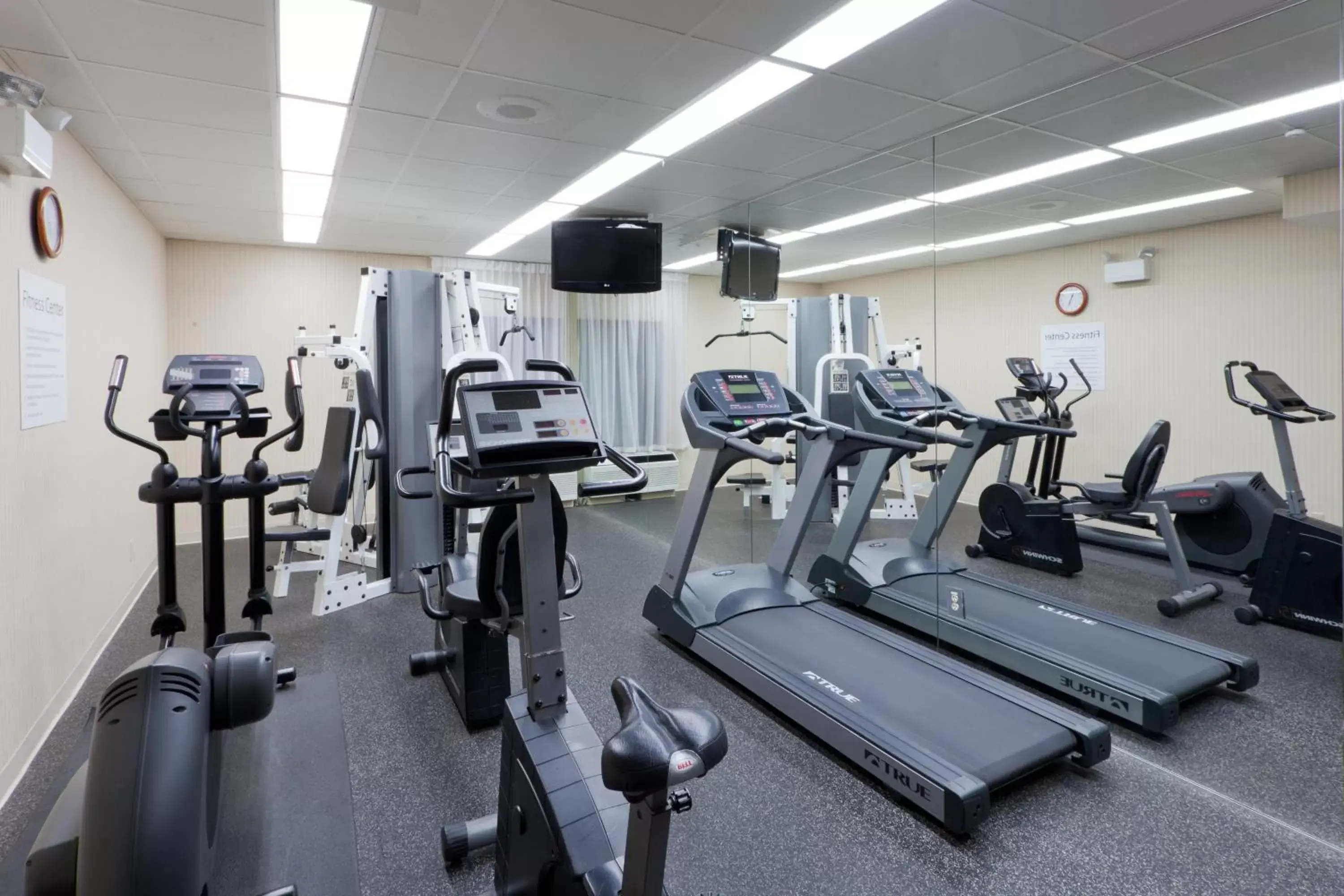 Fitness centre/facilities, Fitness Center/Facilities in Holiday Inn Express York, an IHG Hotel