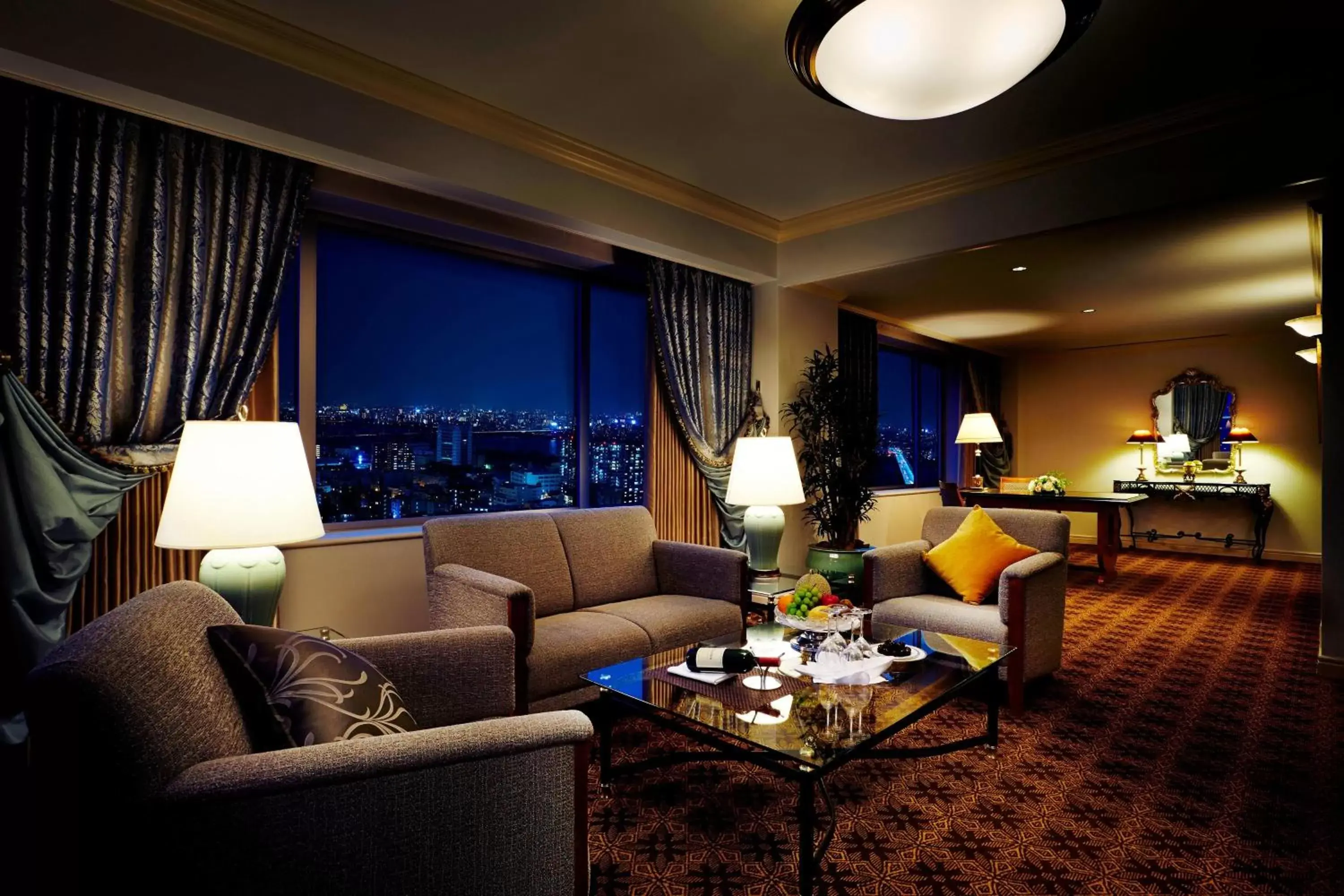 Living room, Seating Area in The Westin Osaka