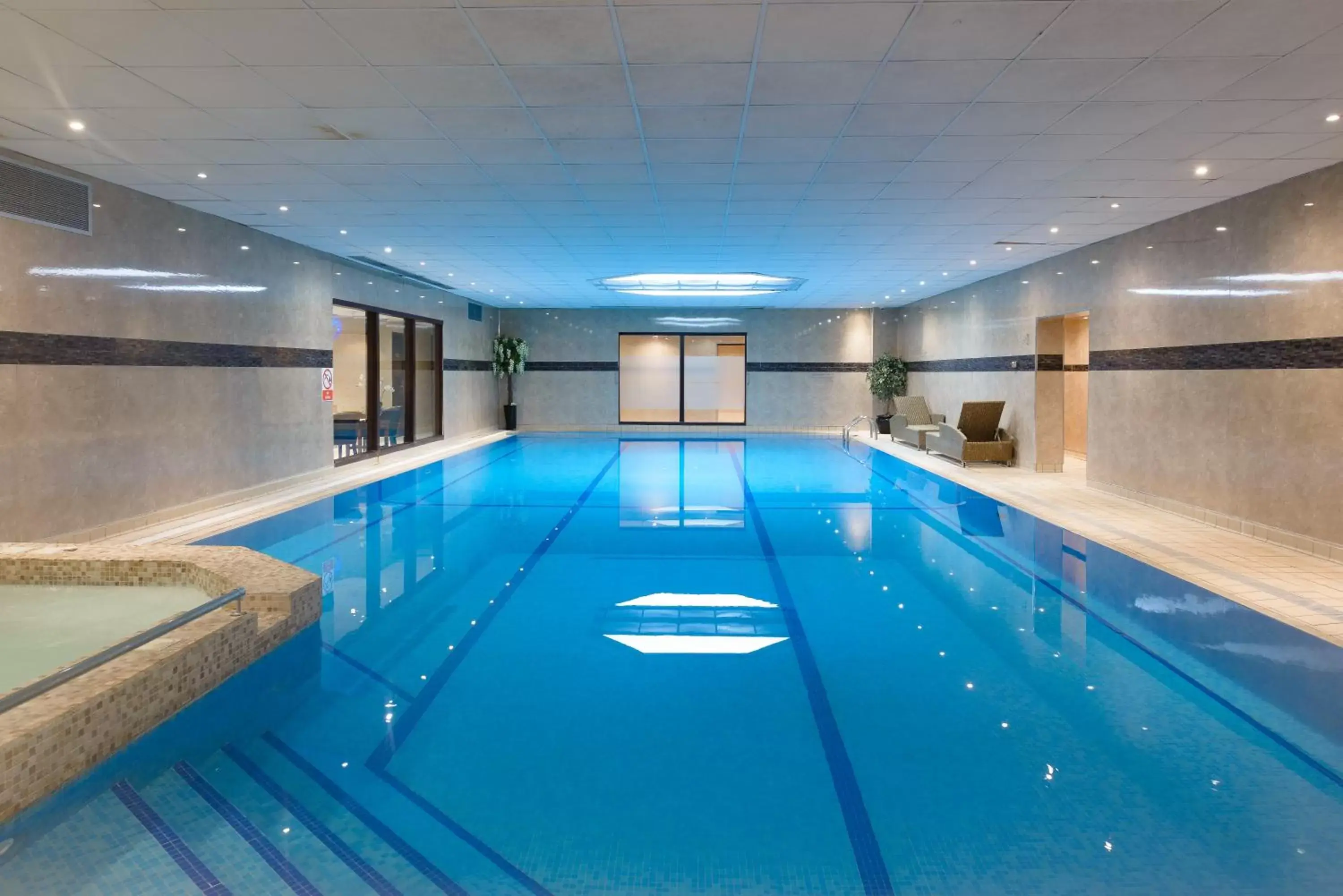 Swimming Pool in Connaught Lodge