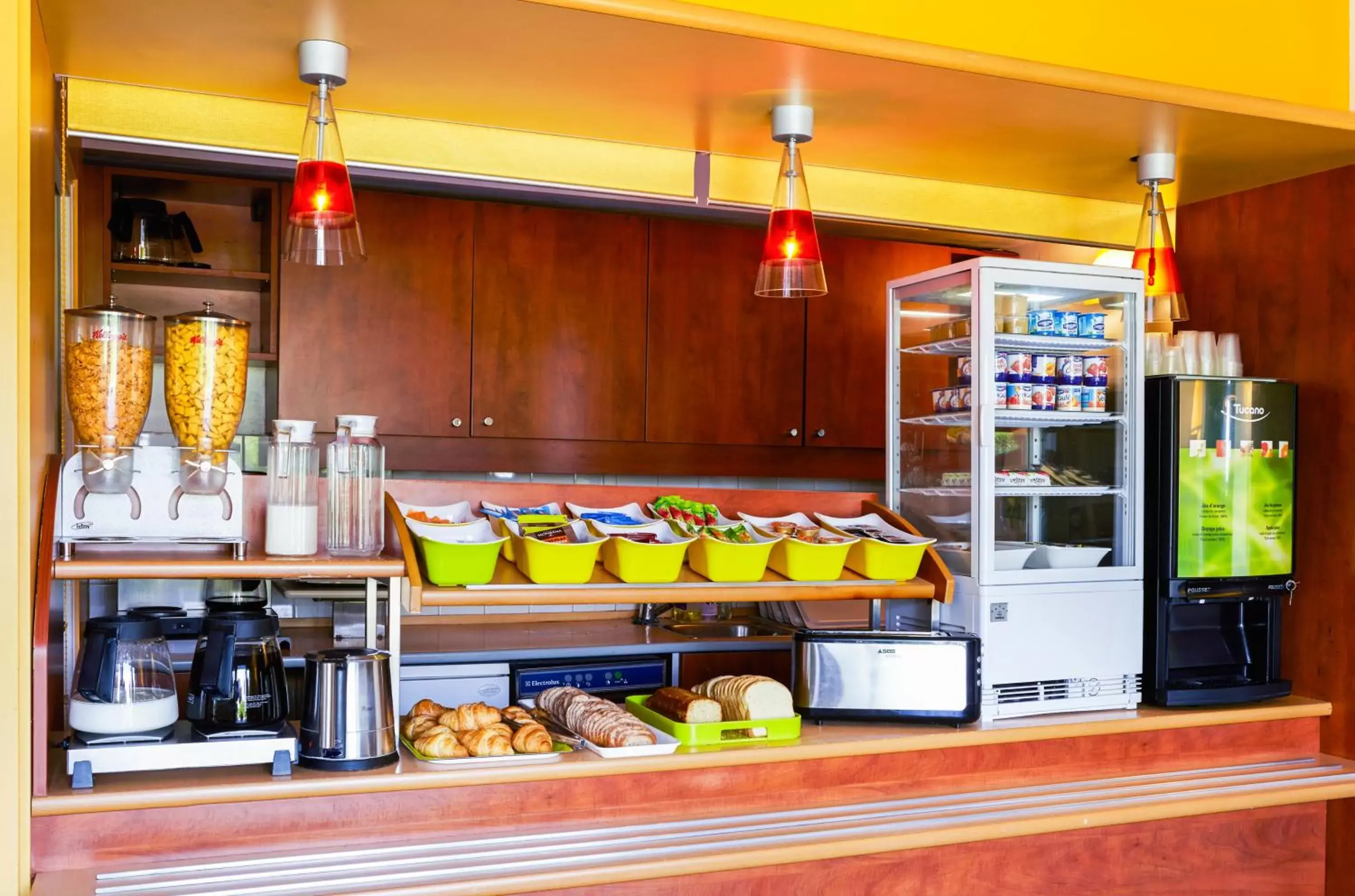 Breakfast in ibis budget Chartres Breakfast in ibis budget Chartres