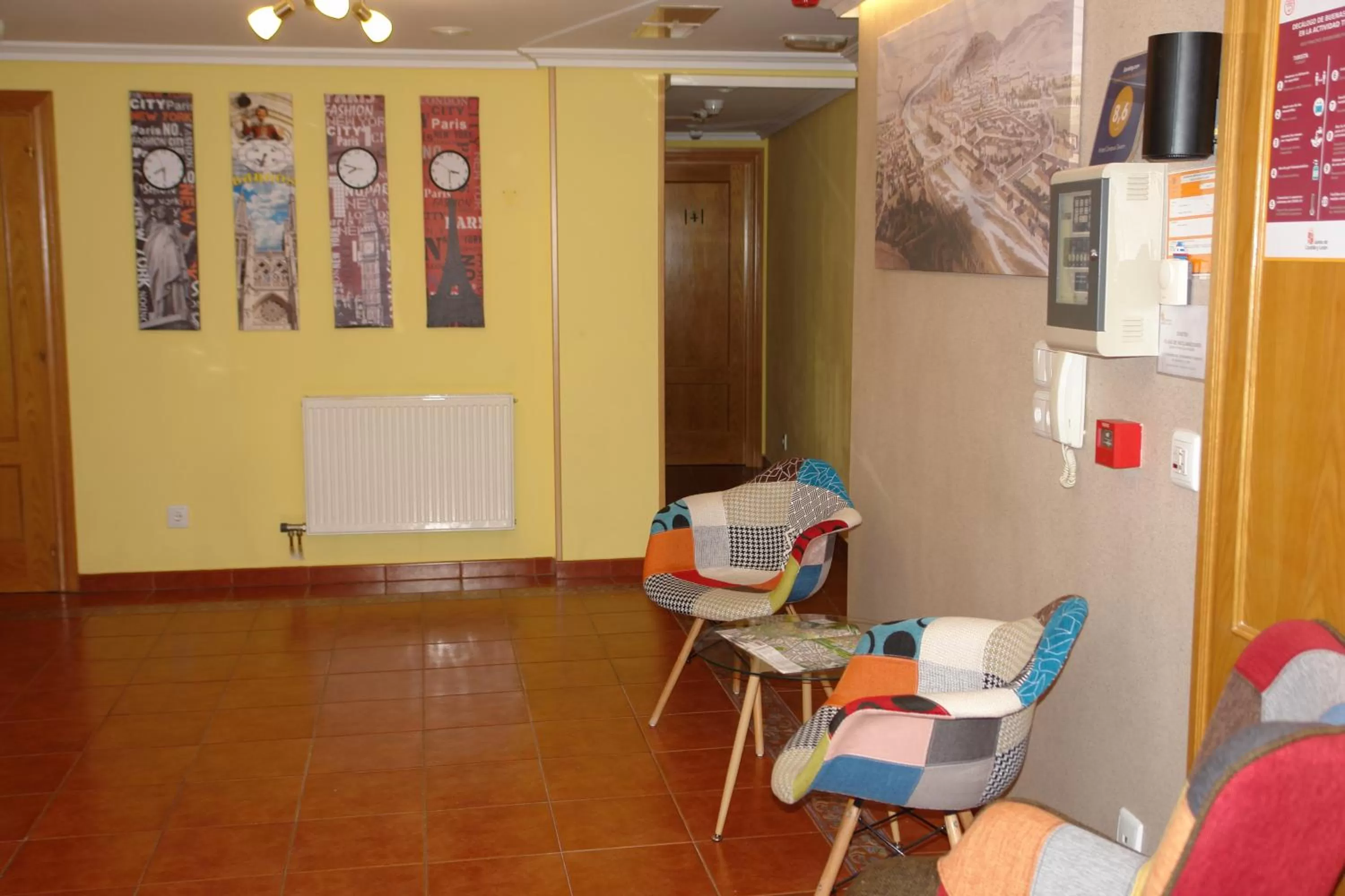 Living room in Hostal Campus