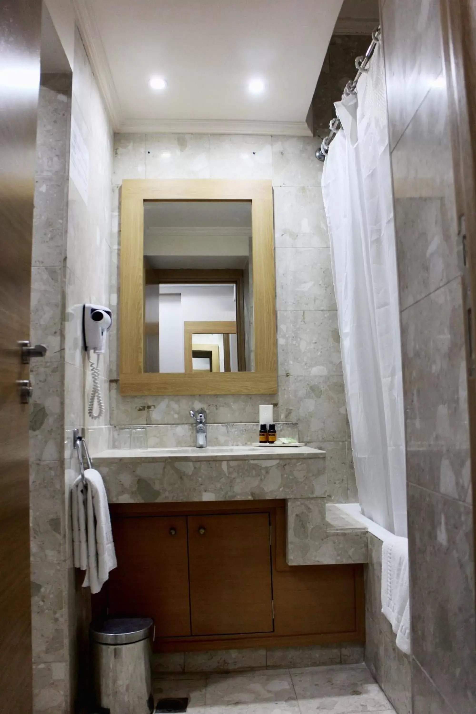 Bathroom in Oasis Hotel & Spa