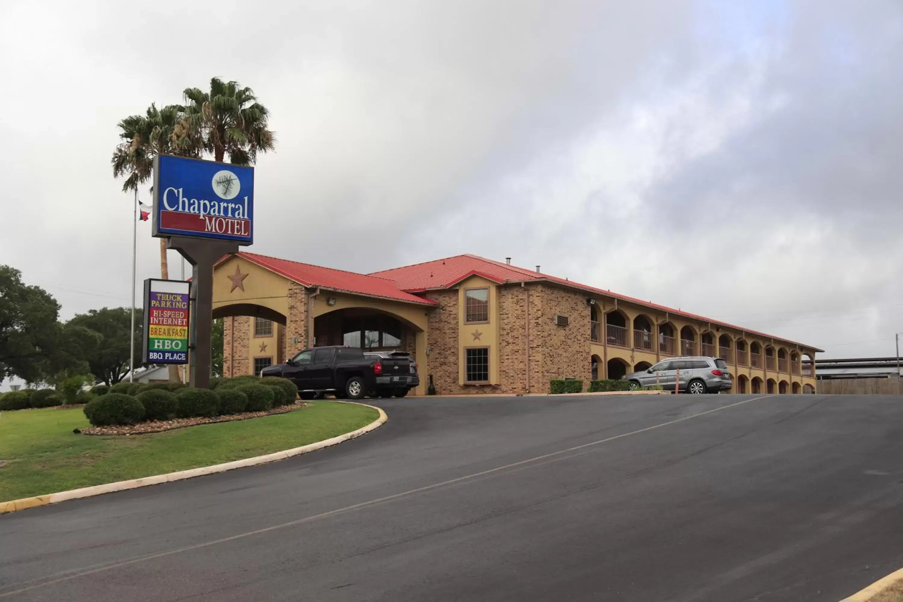 Property Building in Chaparral Motel Hallettsville