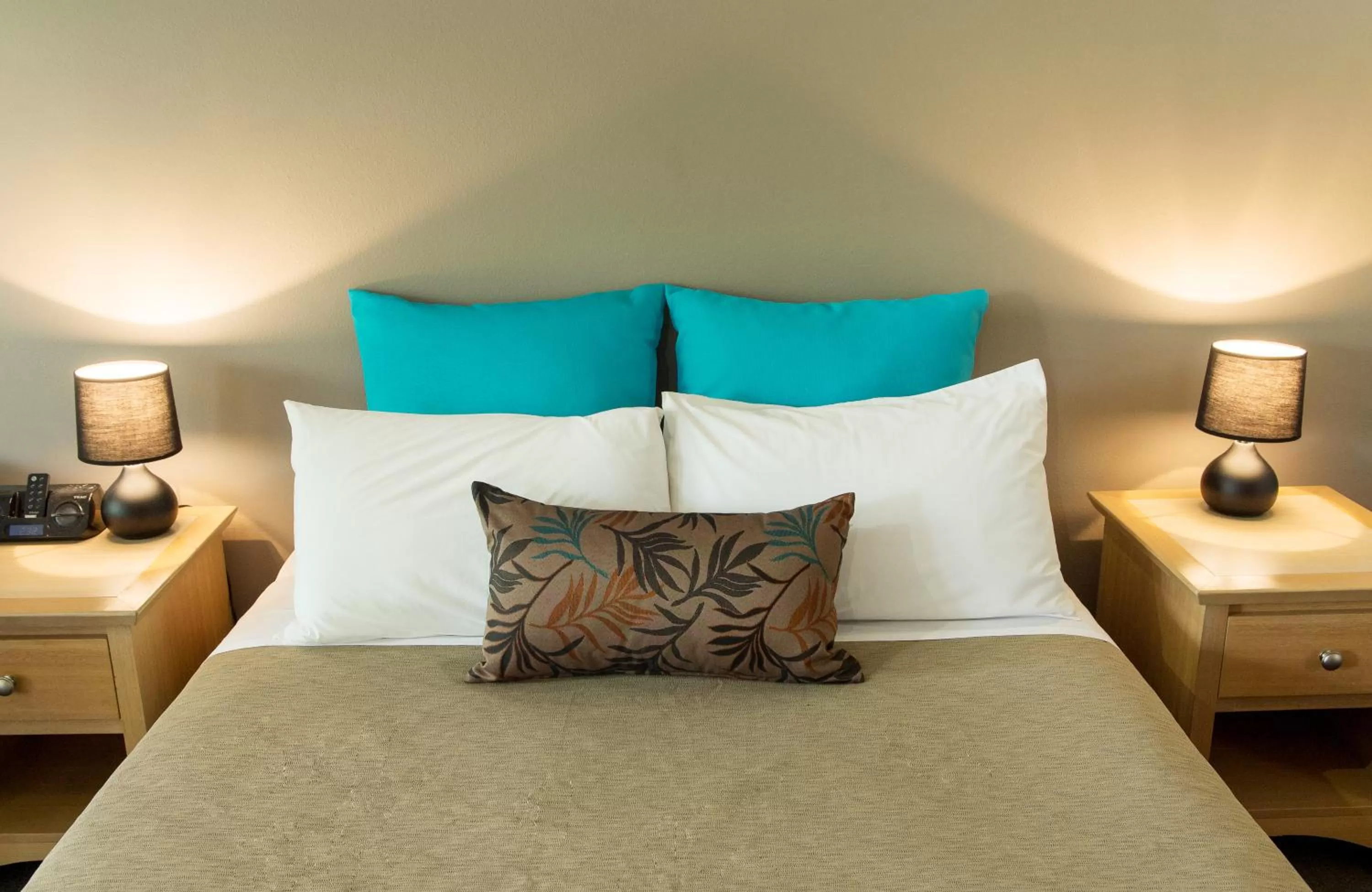 Bedroom, Bed in Berri Hotel