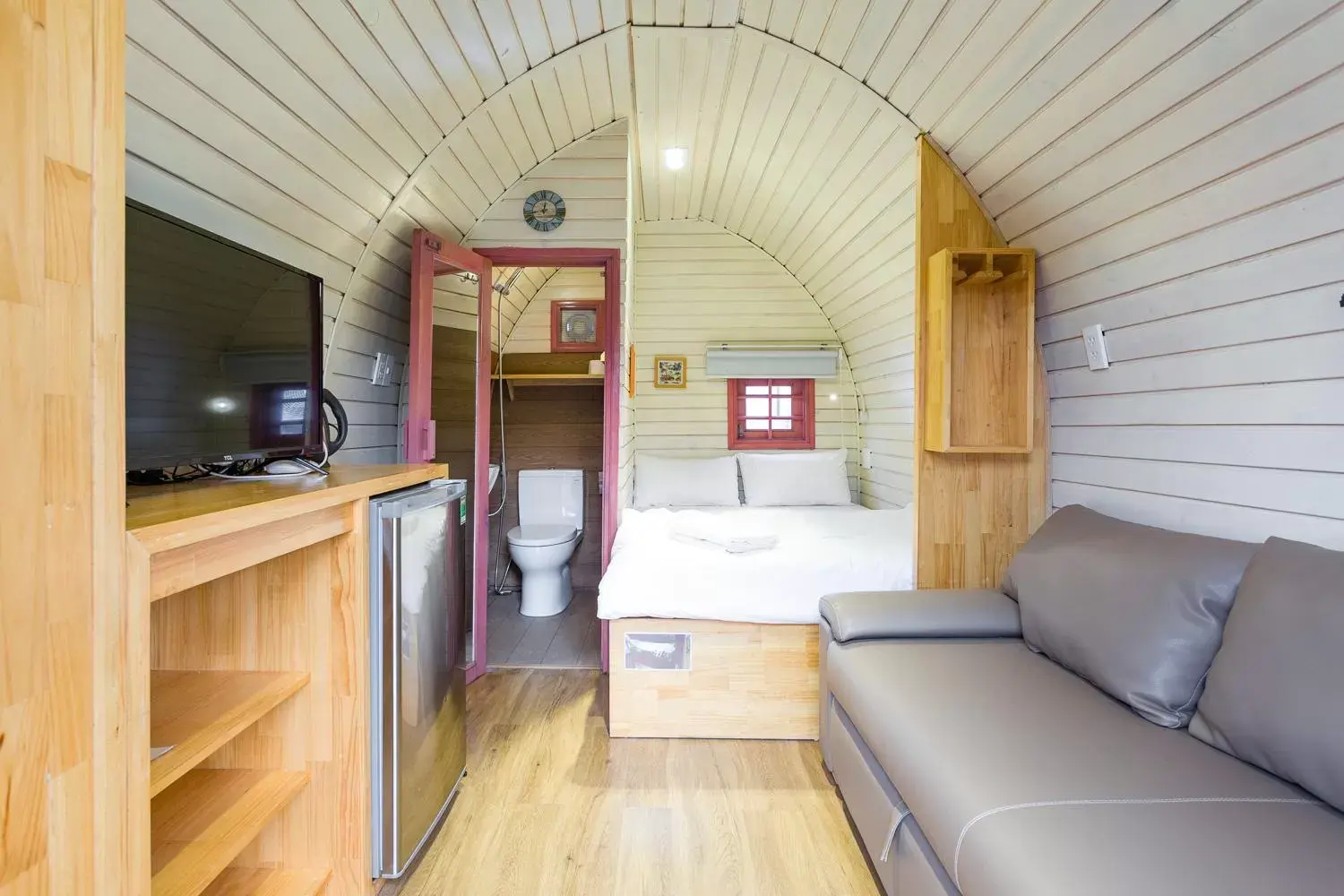 Bungalow in Phi Kite School Bungalow in Phi Kite School