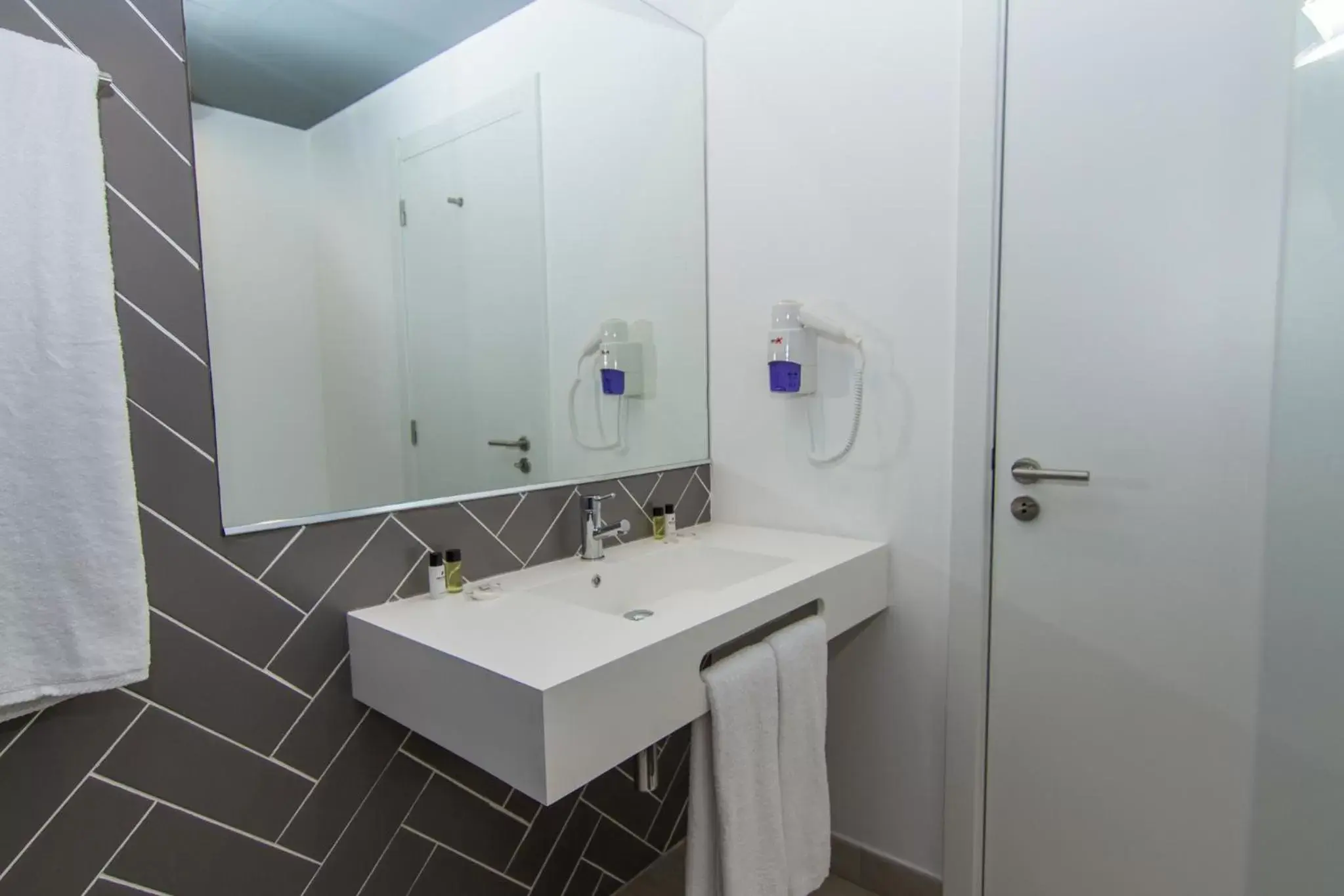 Bathroom in Pestana Gramacho Residences