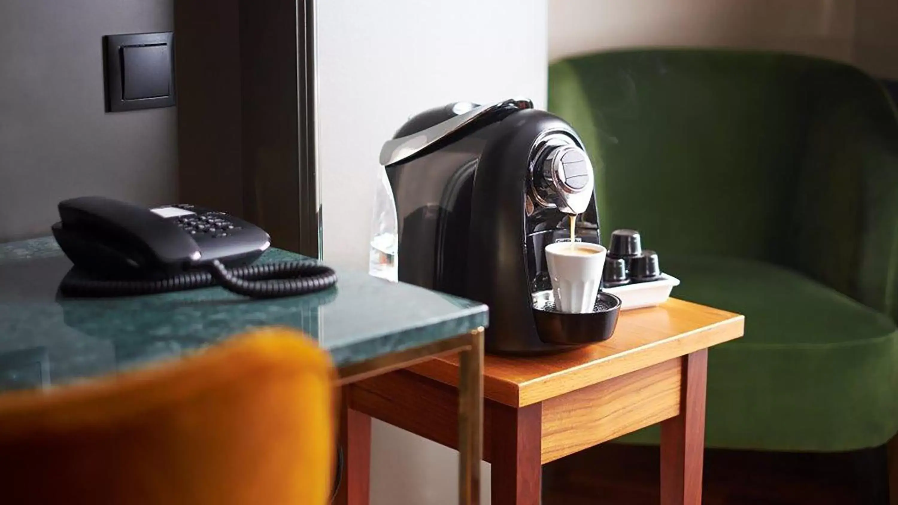 Coffee/Tea Facilities in Clarion Collection Hotel Temperance