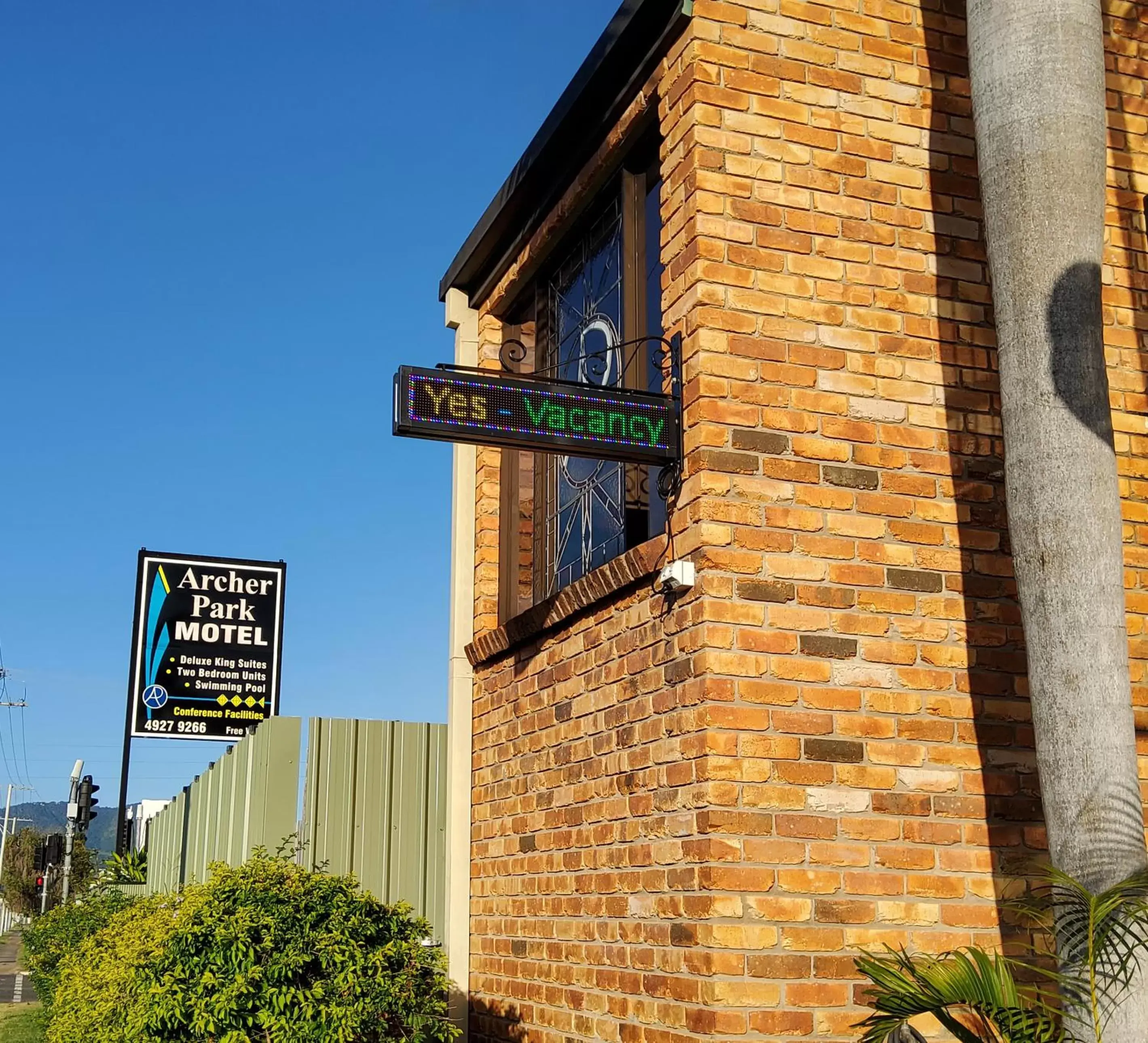 Property logo or sign, Property Building in Archer Park Motel