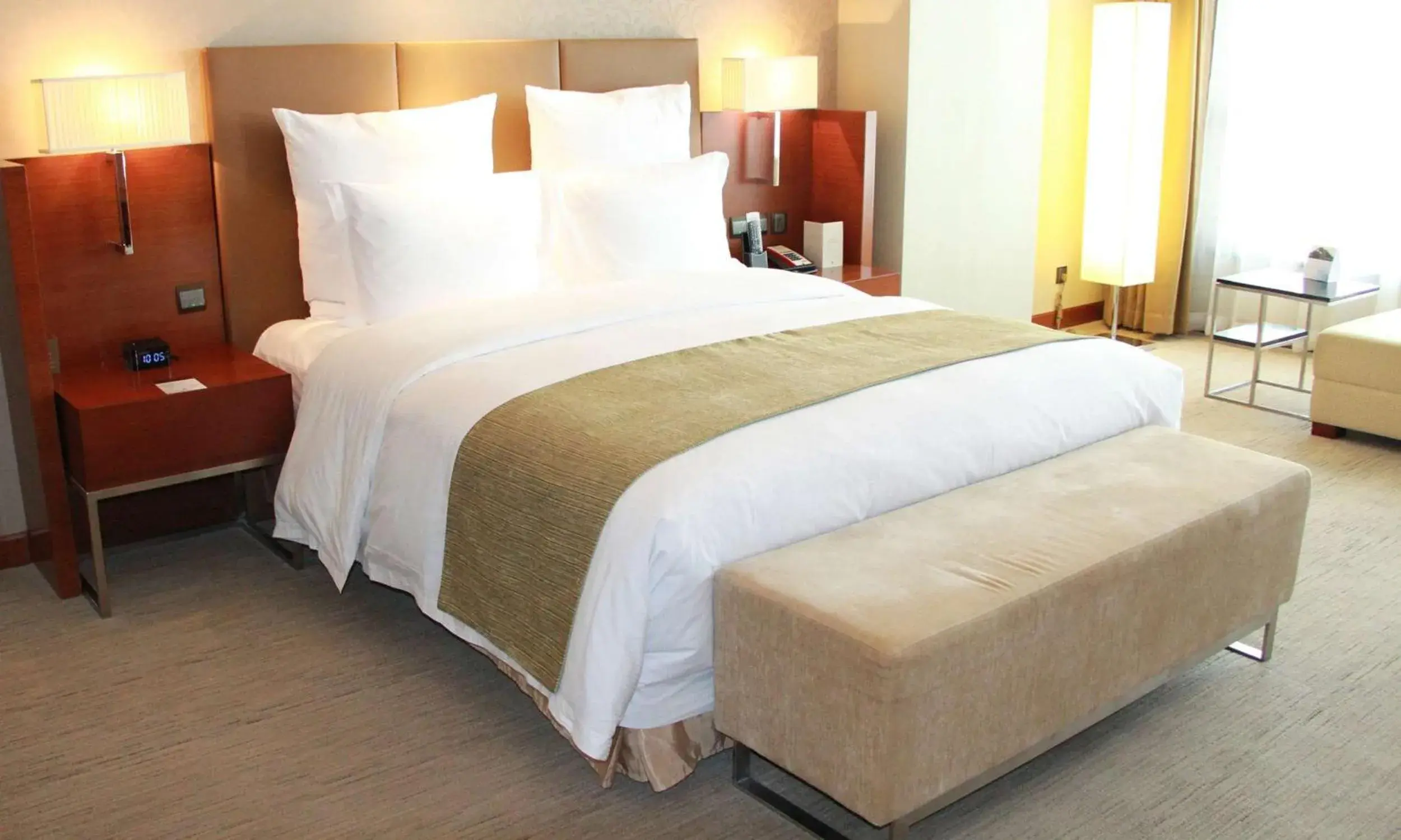 Bed in DoubleTree By Hilton Shenyang Hotel