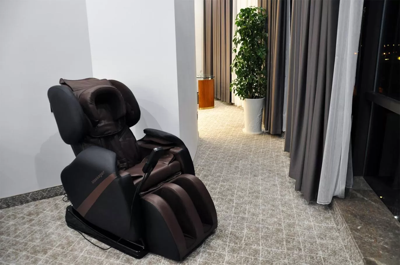 Parliament Palace Hotel