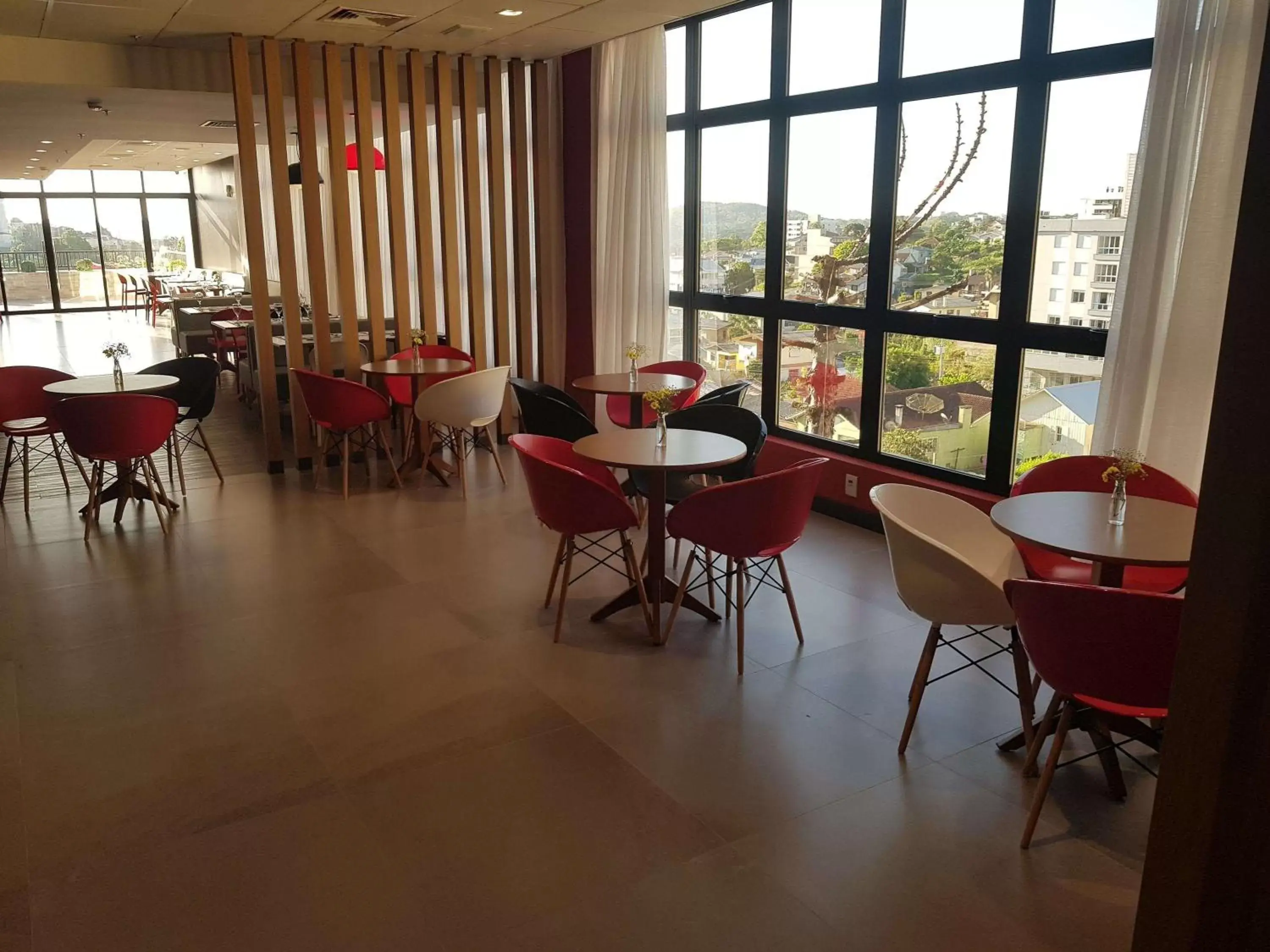 Restaurant/Places to Eat in ibis Carlos Barbosa