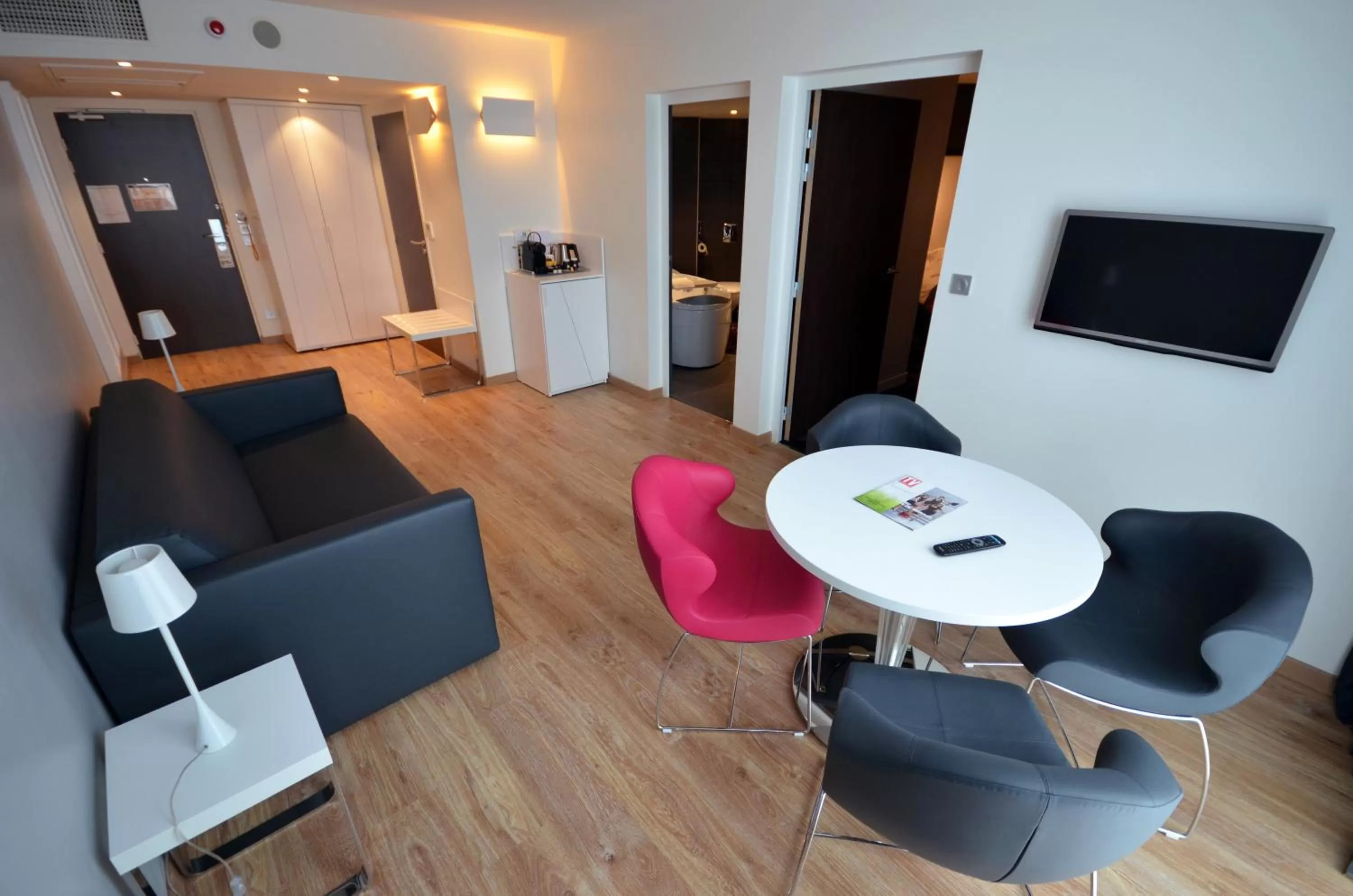 Photo of the whole room in Holiday Inn Dijon Toison D'or by IHG