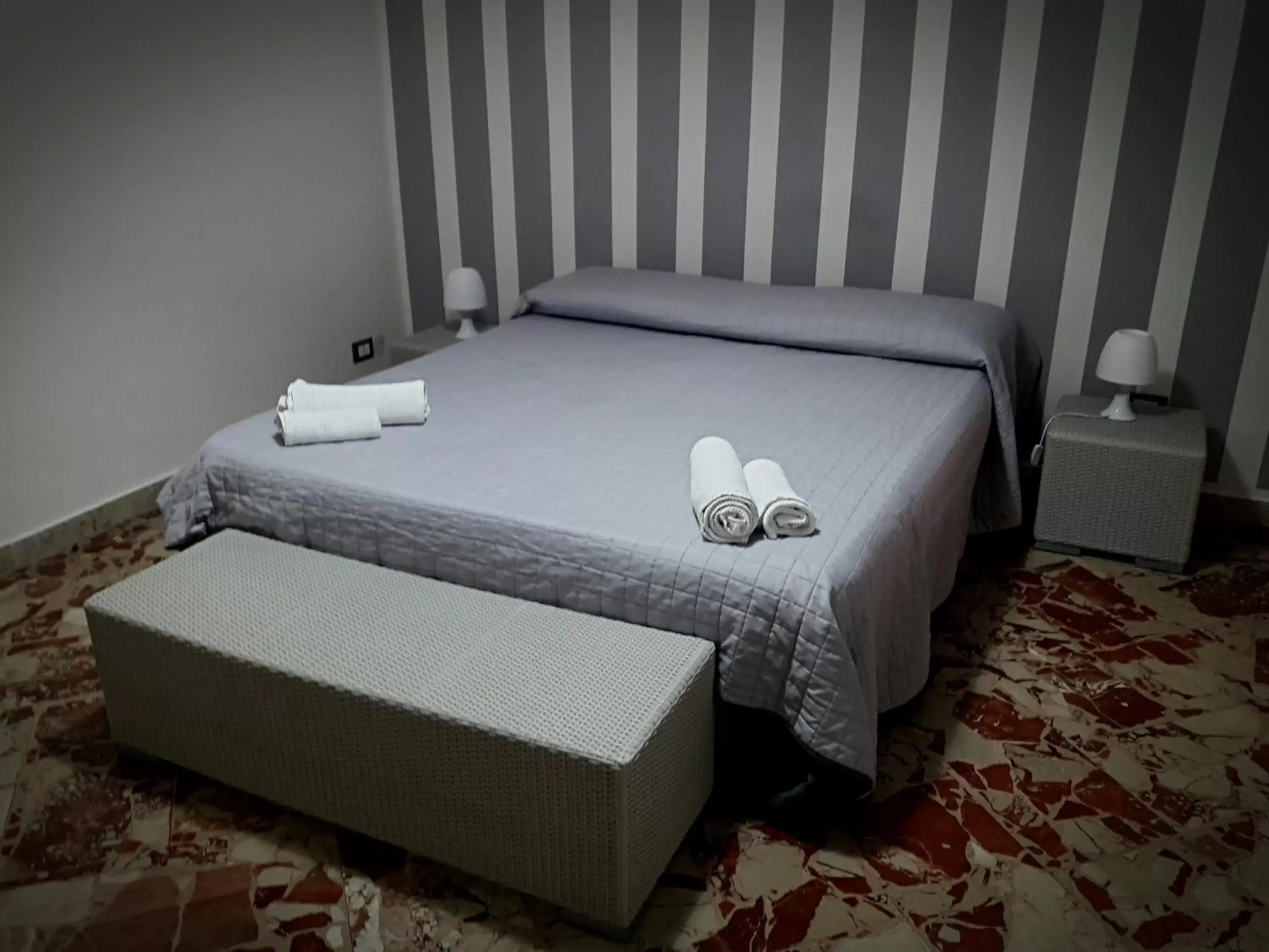 Bed in Al Civico 8 - B&B - Palermo