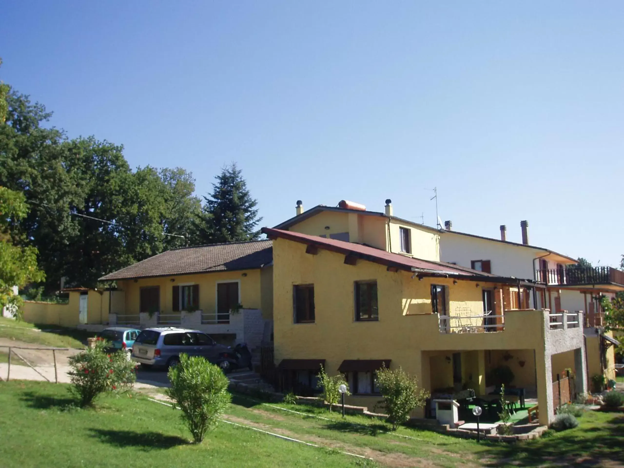 Facade/entrance, Property Building in LA GROTTA Bed and Breakfast e Affittacamere