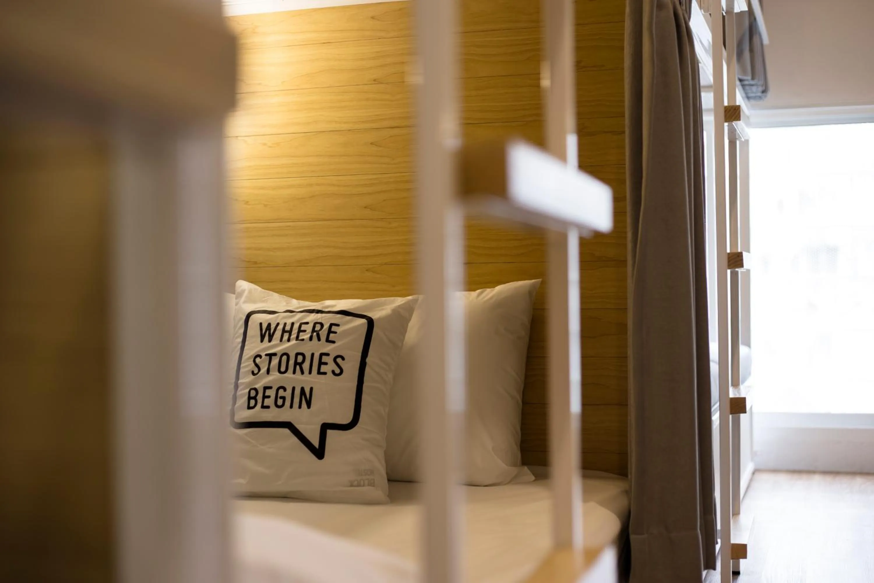 bunk bed, Bed in Bed One Block Hostel