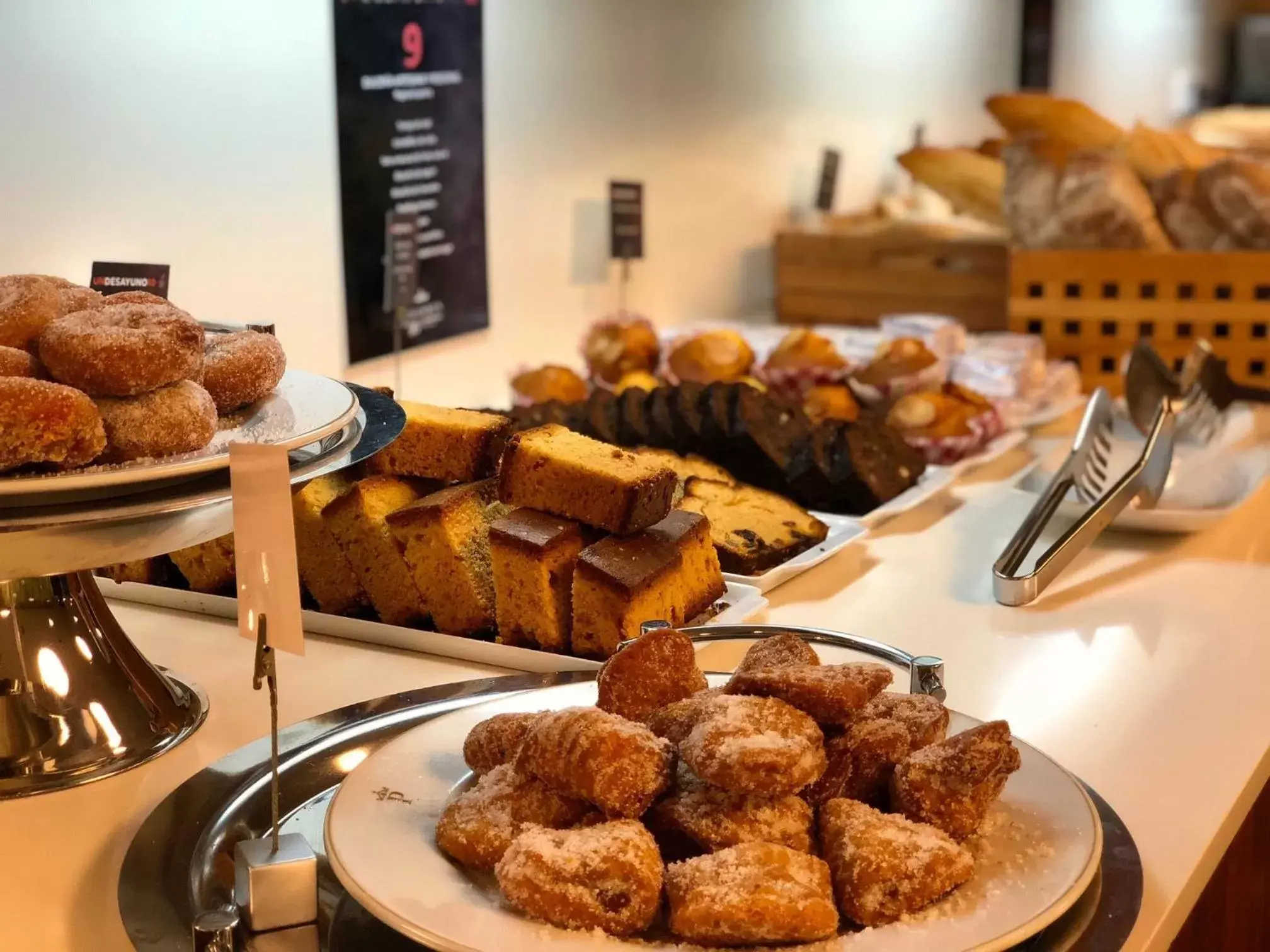 Buffet breakfast, Food in Parador de Cádiz