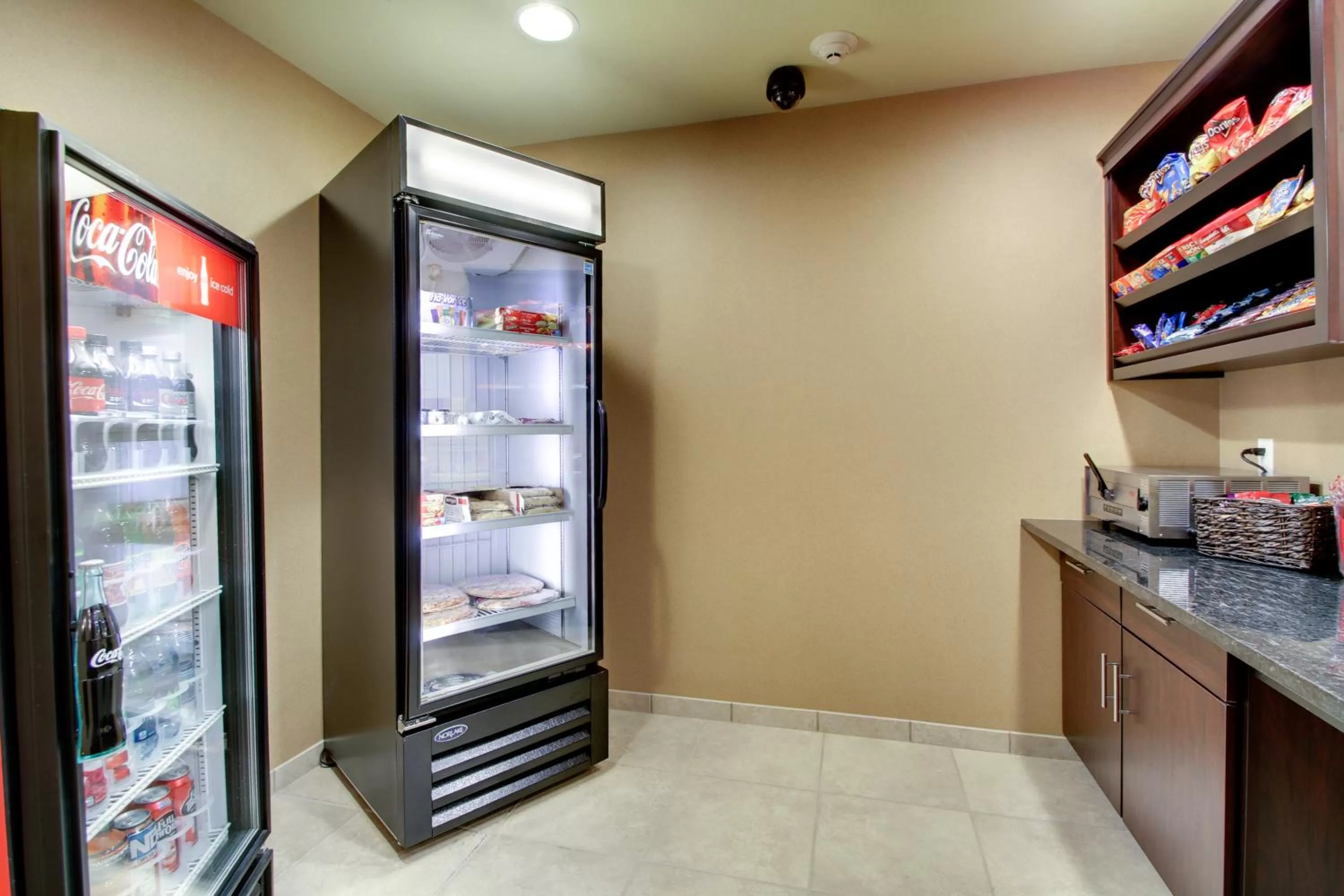 On-site shops in Cobblestone Inn & Suites - Schuyler