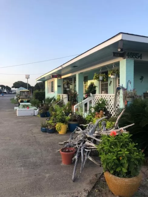 Property building in Swell Motel