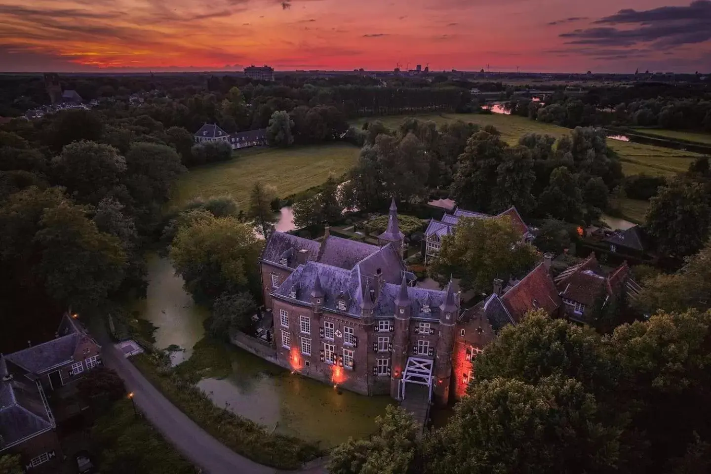 Restaurant/places to eat, Bird's-eye View in B&B 'het Gripshuis'