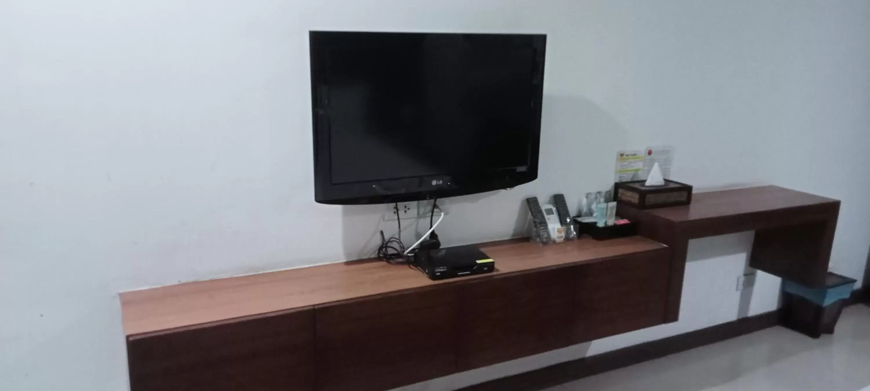TV and multimedia, TV/Entertainment Center in The Bangkok Cha Cha Suite - SHA Certified