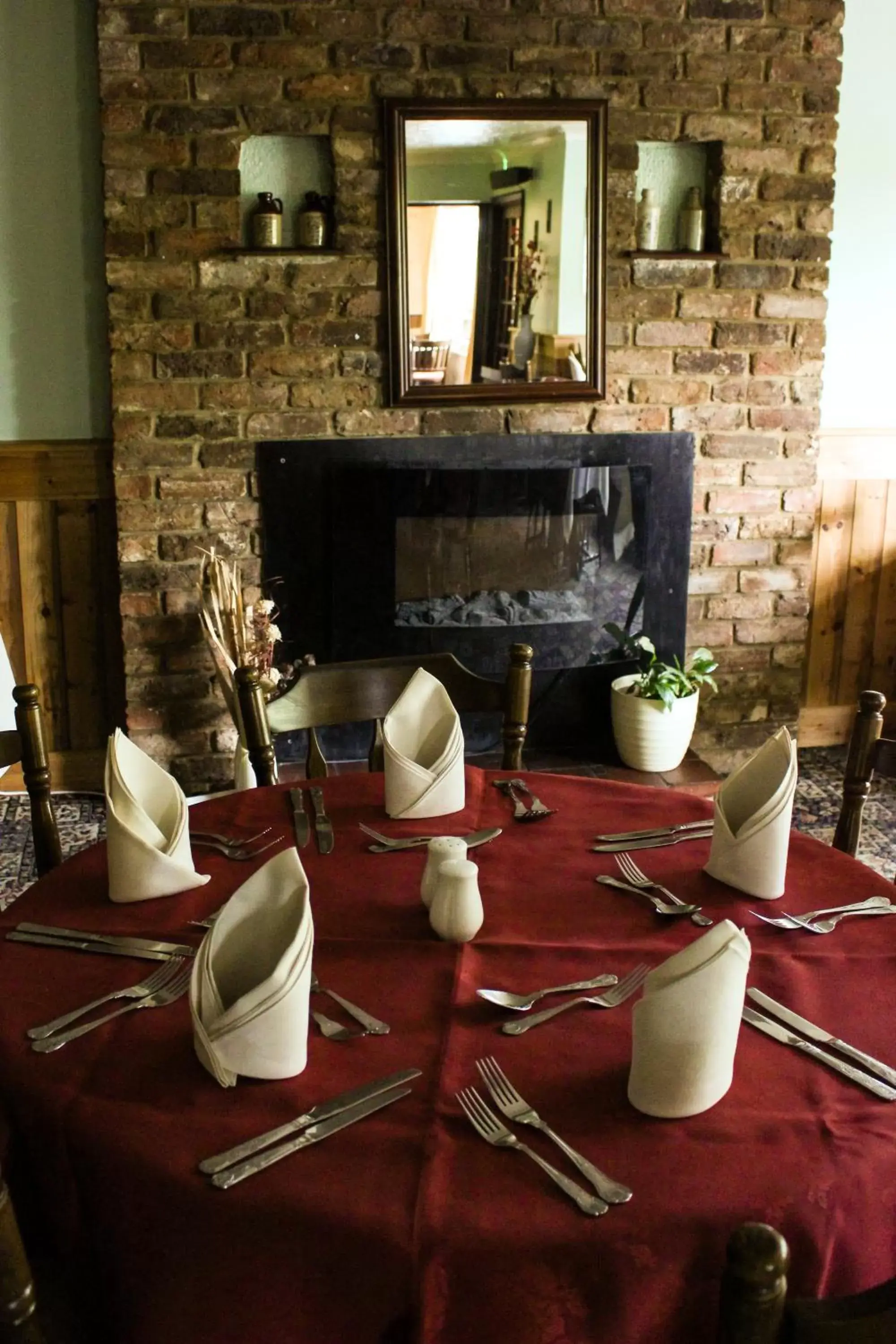 Dining area, Restaurant/Places to Eat in Oliver Twist Country Inn