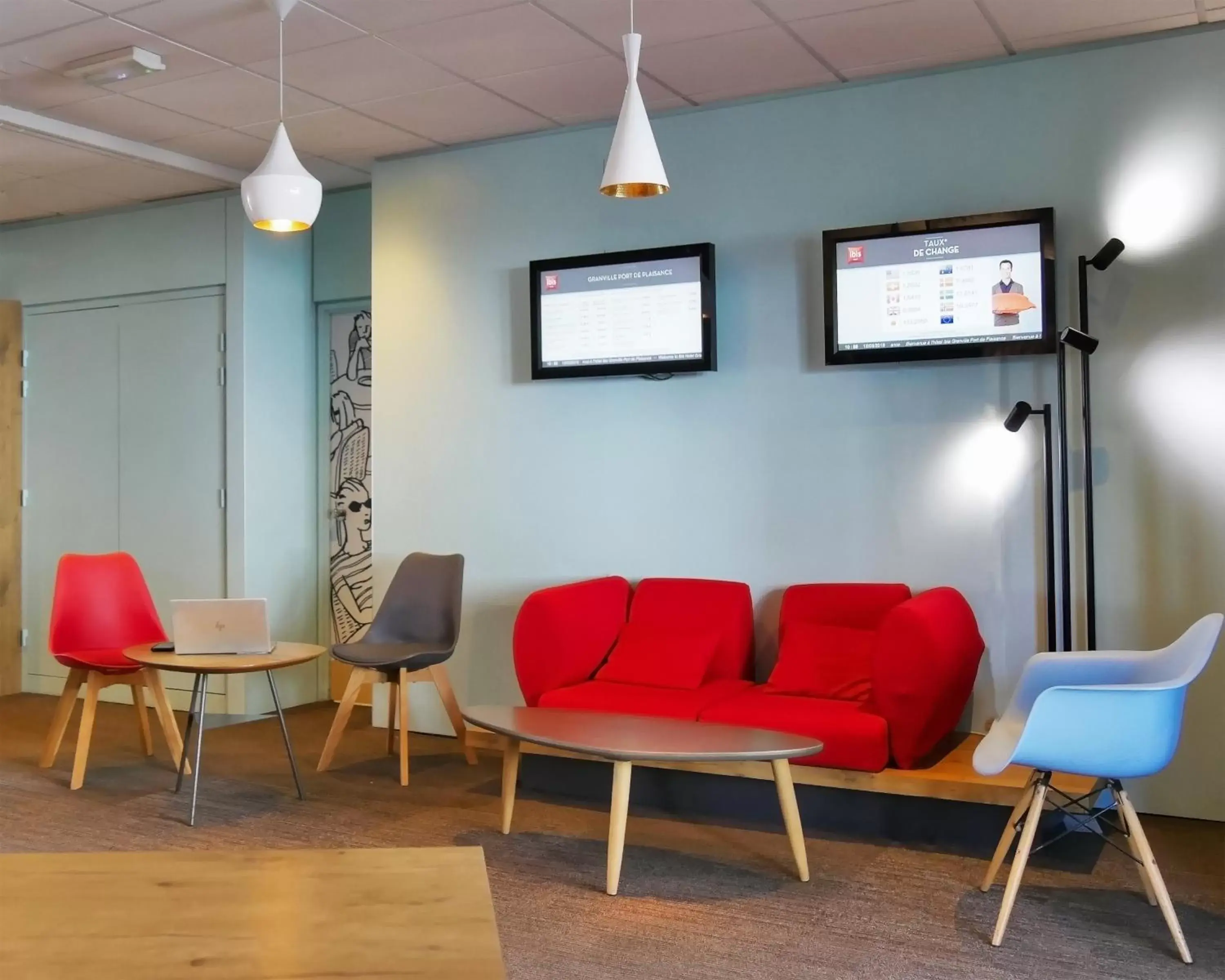 Lobby or reception, Seating Area in ibis Granville Port De Plaisance