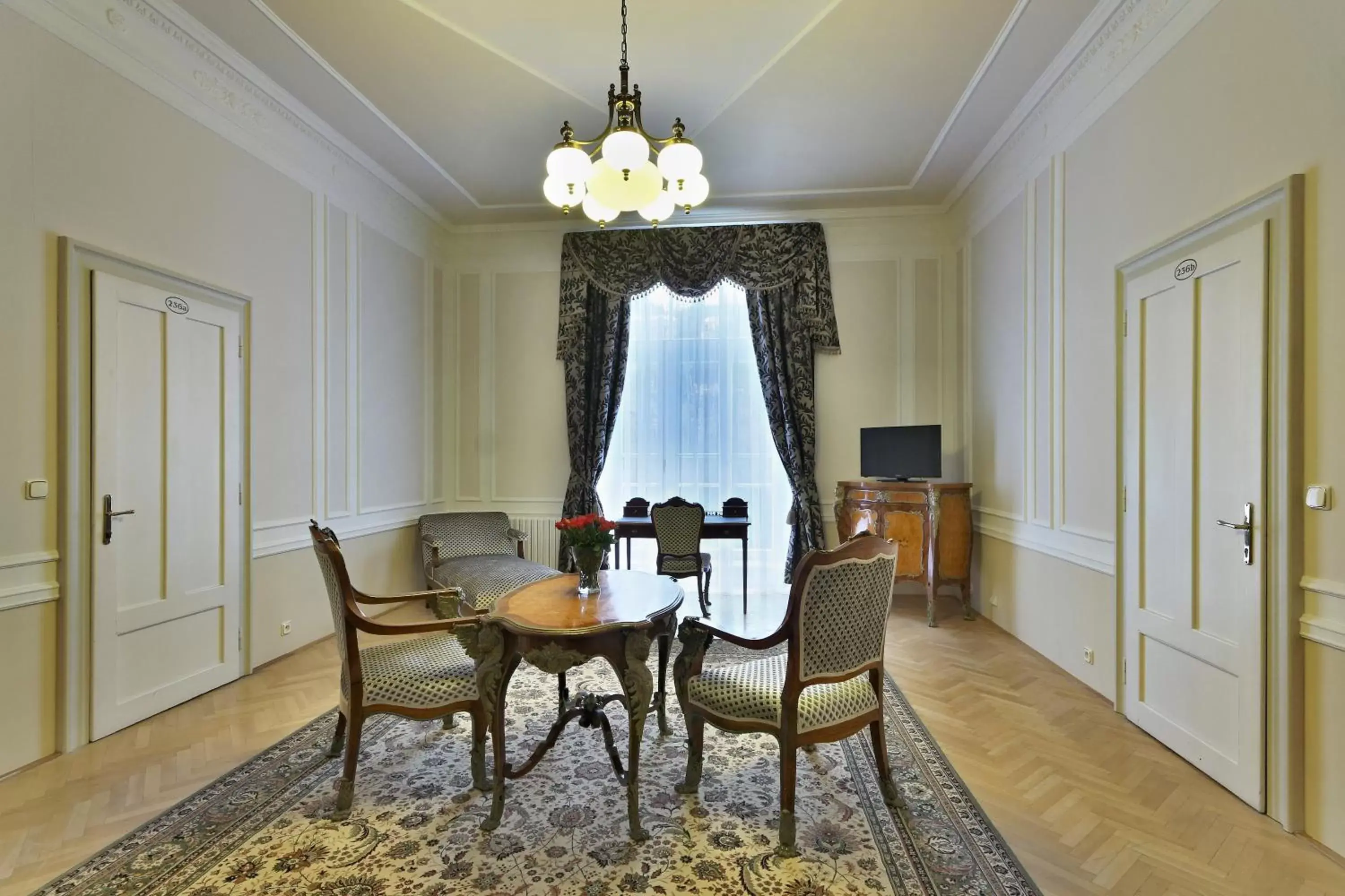 Living room, Dining Area in Hotel Radium Palace