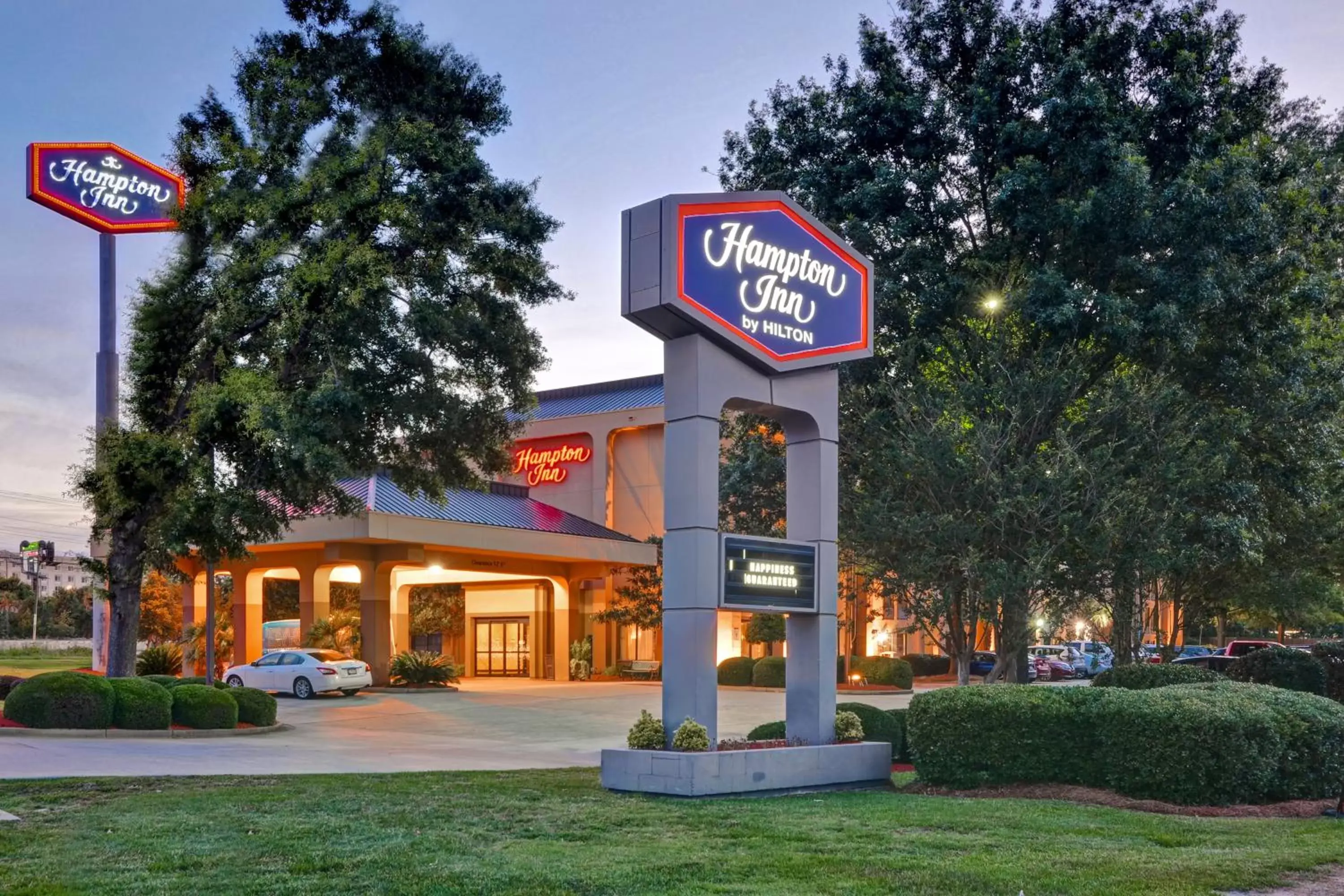 Facade/entrance in Hampton Inn Columbia-I-26 Airport