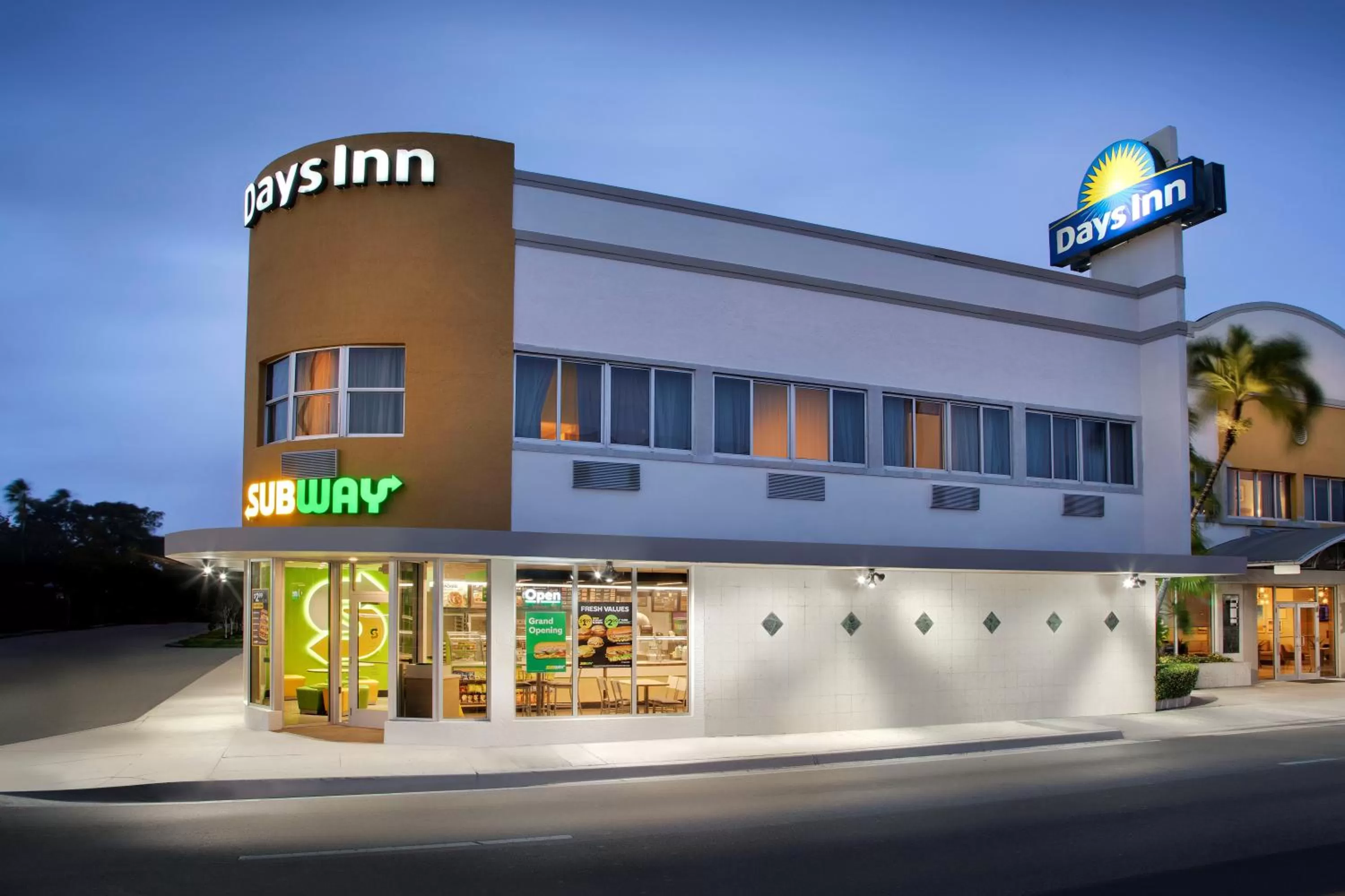 Restaurant/places to eat in Days Inn by Wyndham Miami Airport North