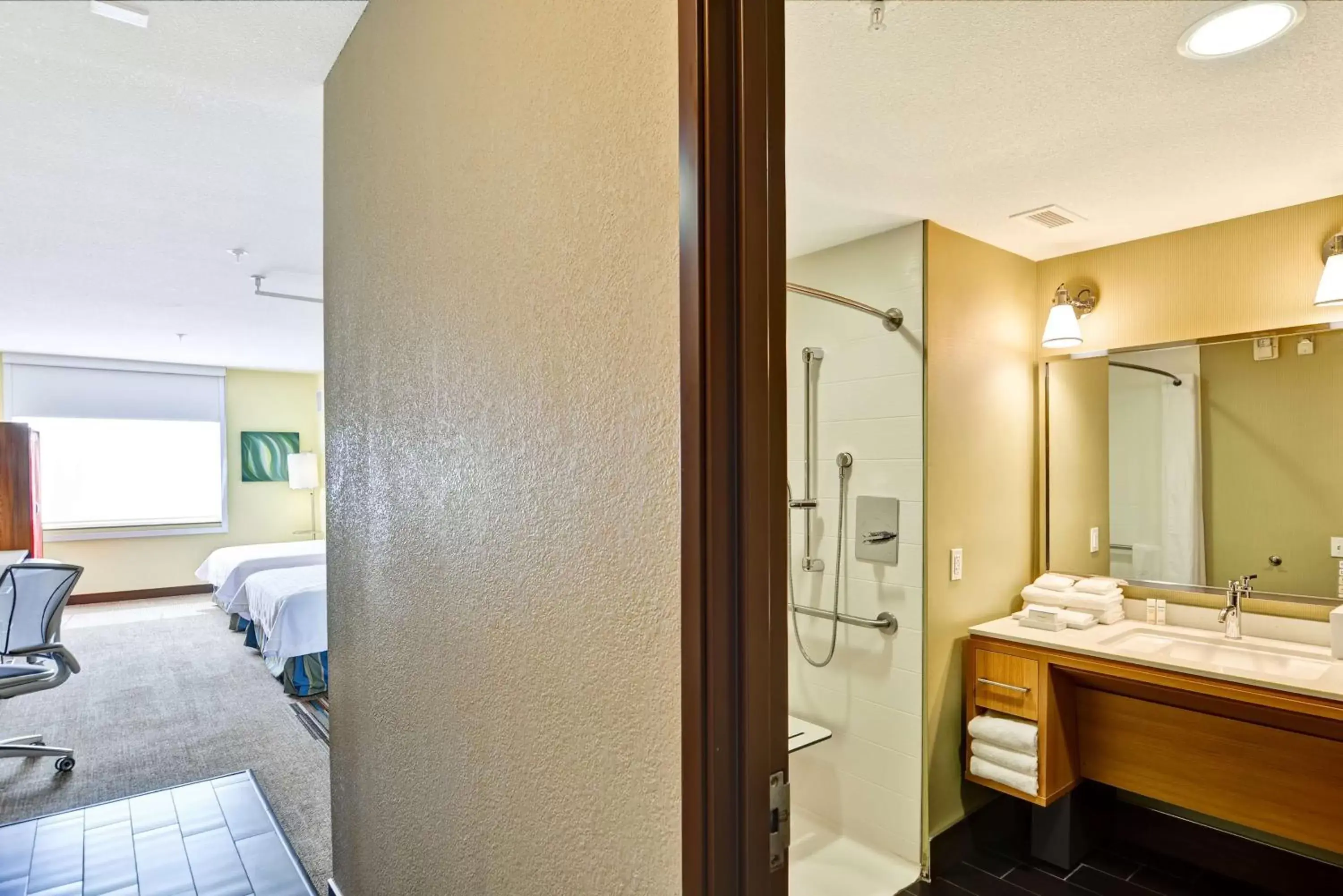 Bathroom in Home2 Suites by Hilton Albuquerque Downtown/University