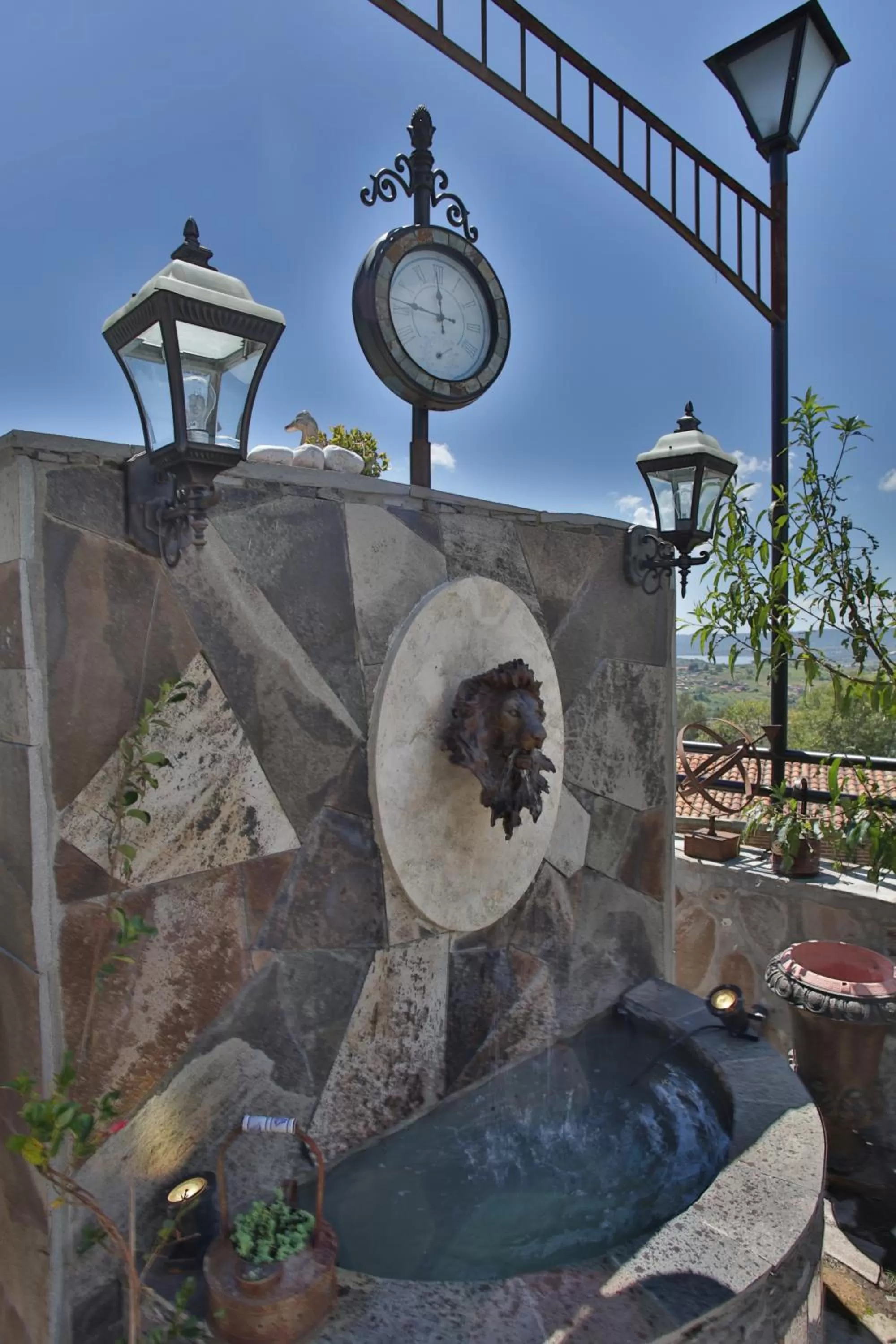 Nearby Landmark in Hotel Villa Cassis