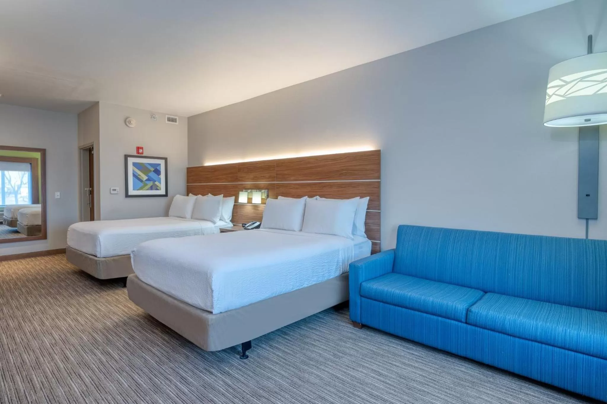 Photo of the whole room, Bed in Holiday Inn Express Troy by IHG