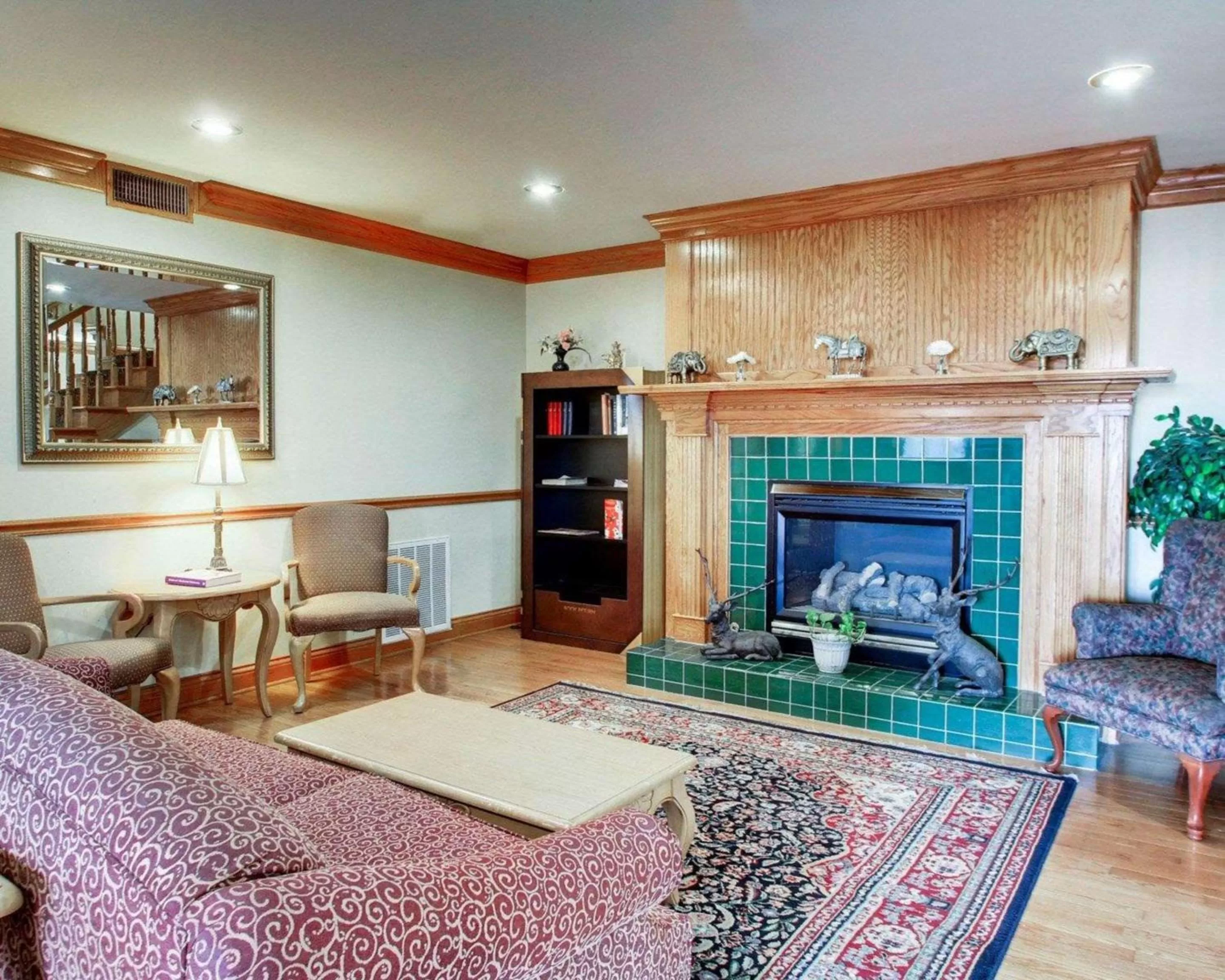 Lobby or reception in Econo Lodge Inn & Suites Flowood - Jackson Northwest