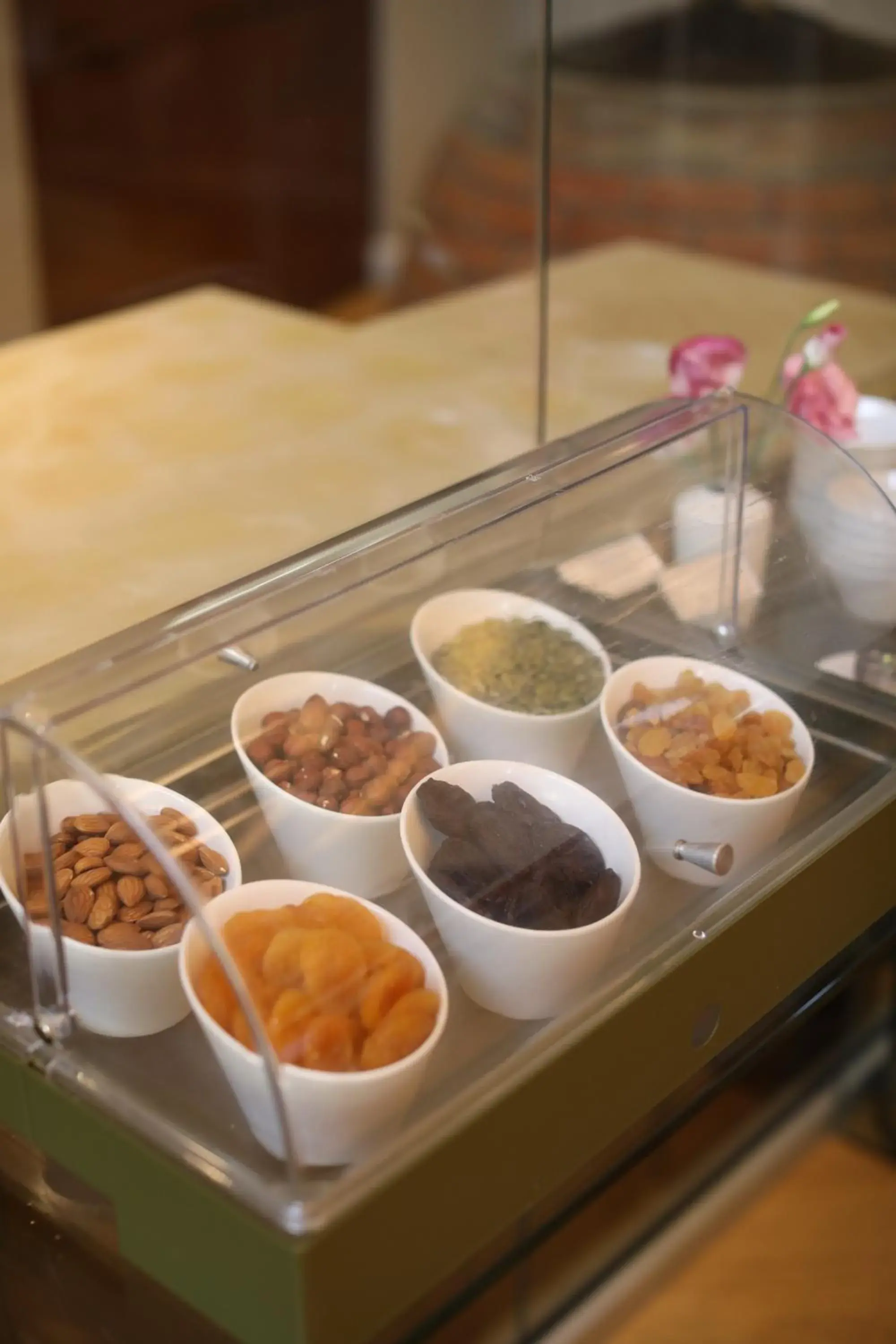 Breakfast in Grand Hotel Yerevan - Small Luxury Hotels of the World Breakfast in Grand Hotel Yerevan - Small Luxury Hotels of the World