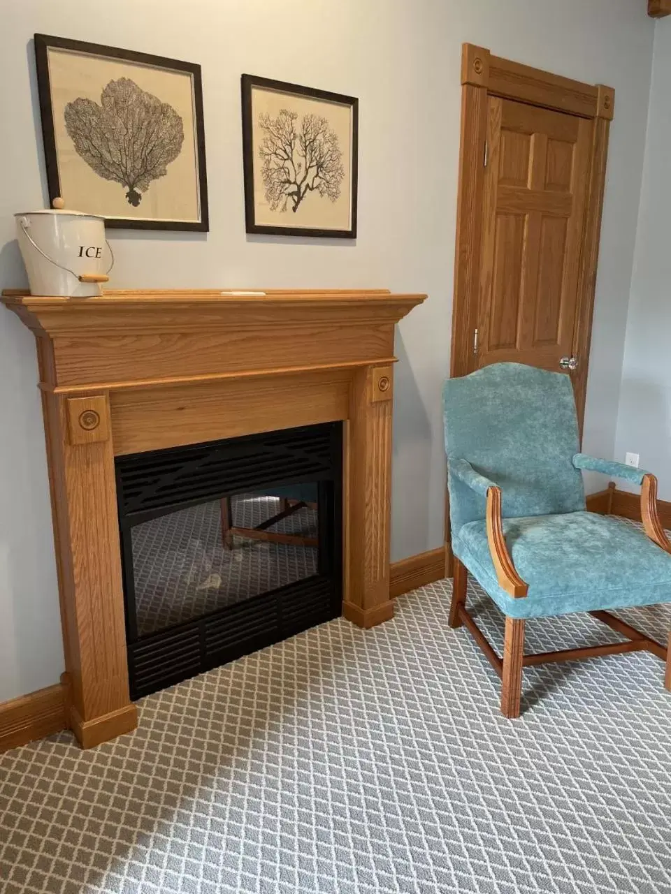 Seating Area in Biddle Point Inn